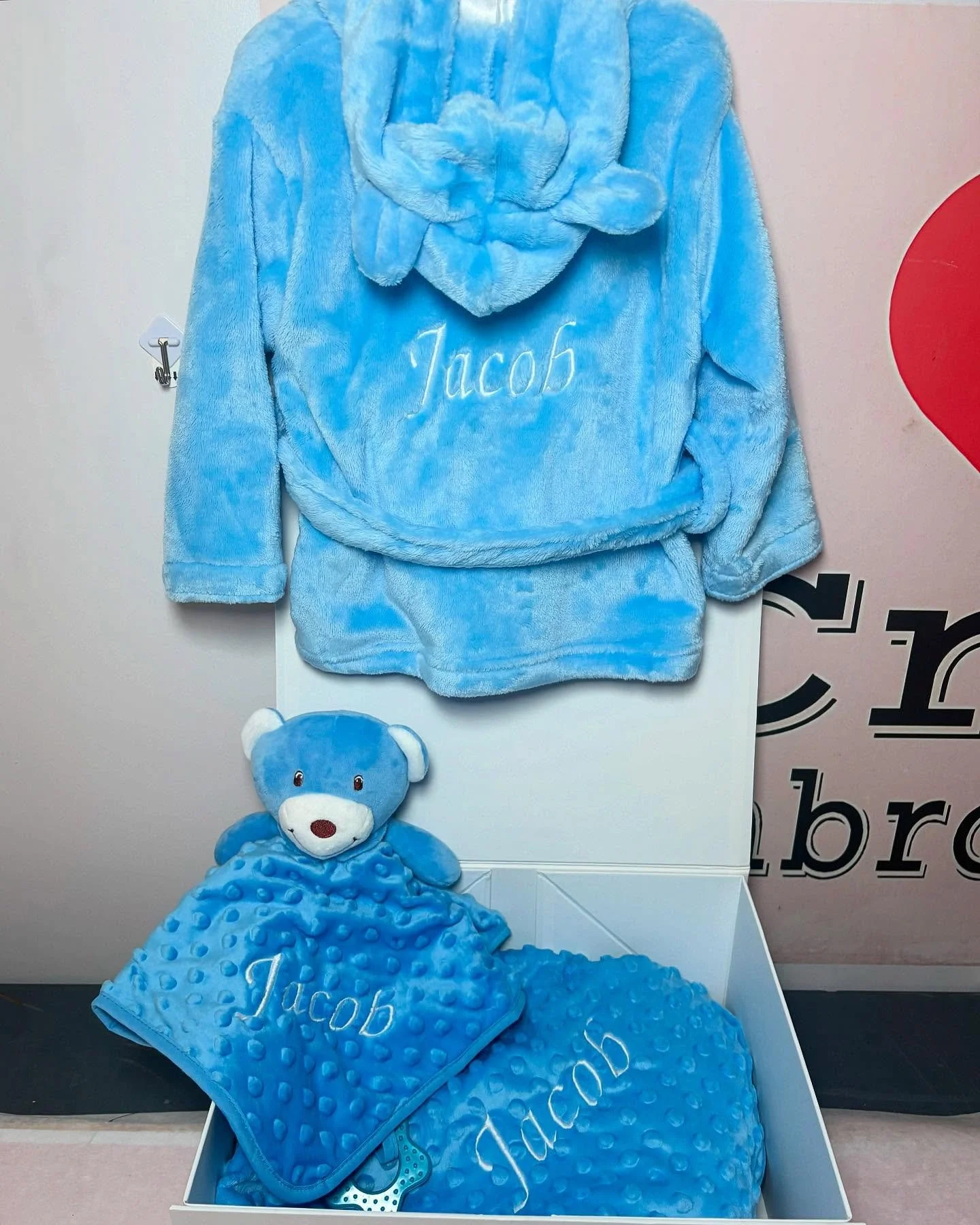 Baby box bundle 70&euro; 

Boxes can be make to suit your budget 

Dm for enquiry&rsquo;s