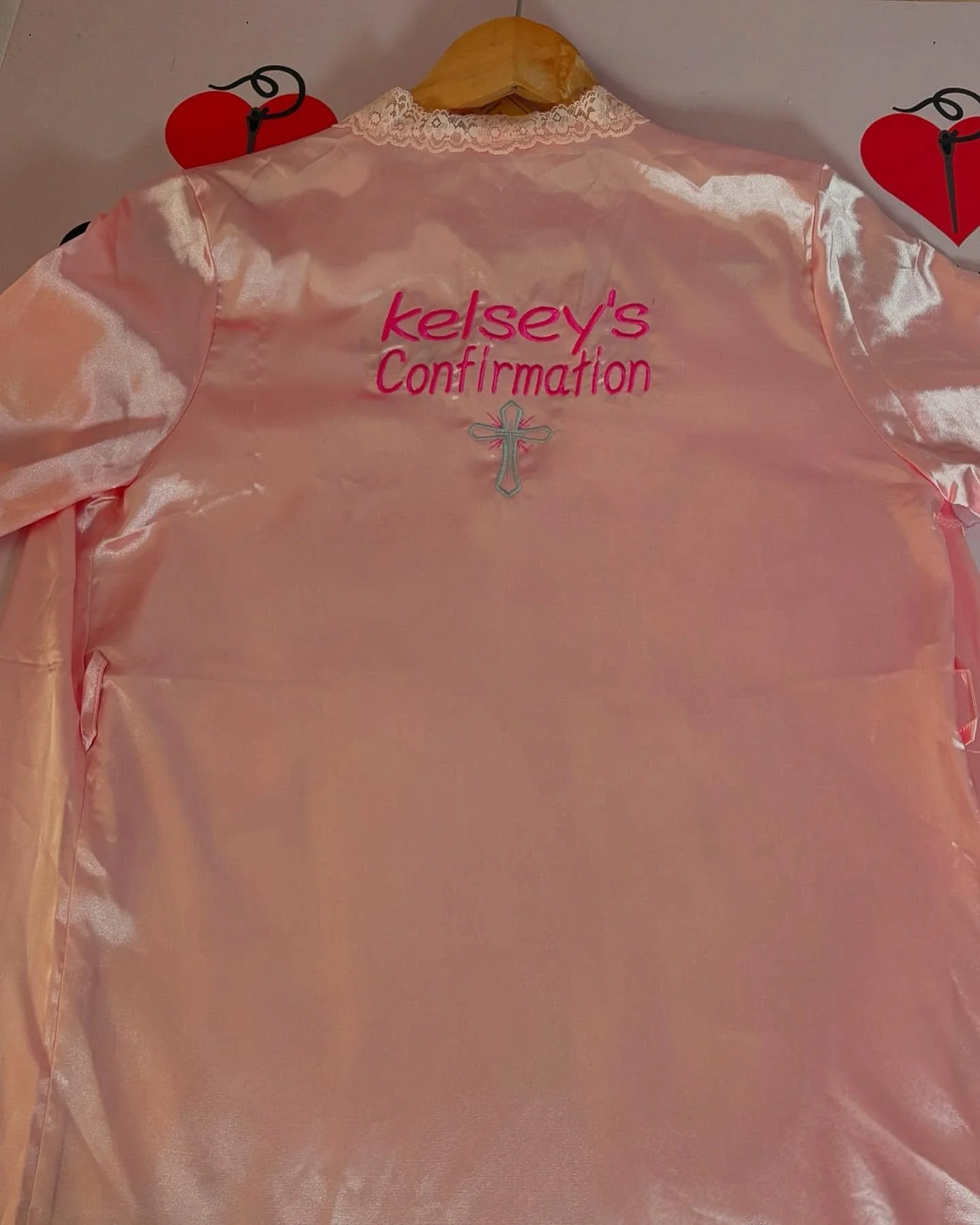 Personalised Robe for Kelsey&rsquo;s confirmation 🩷