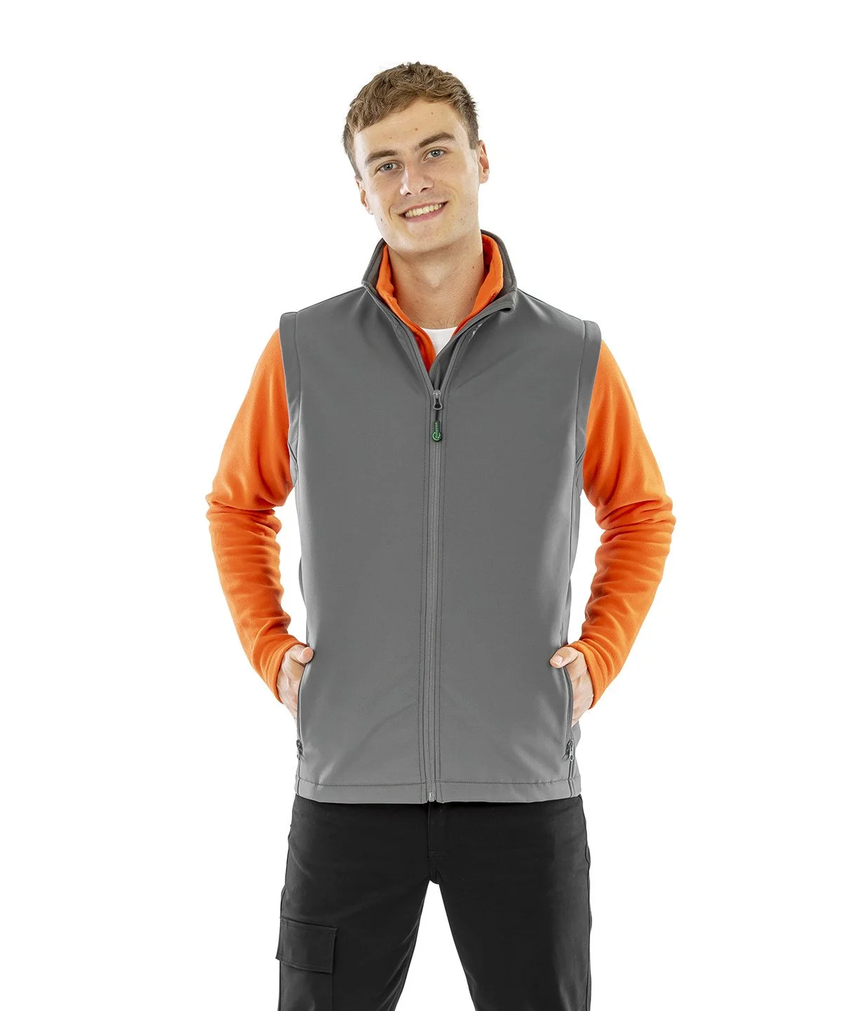 R902M_LS00_2026.jpg