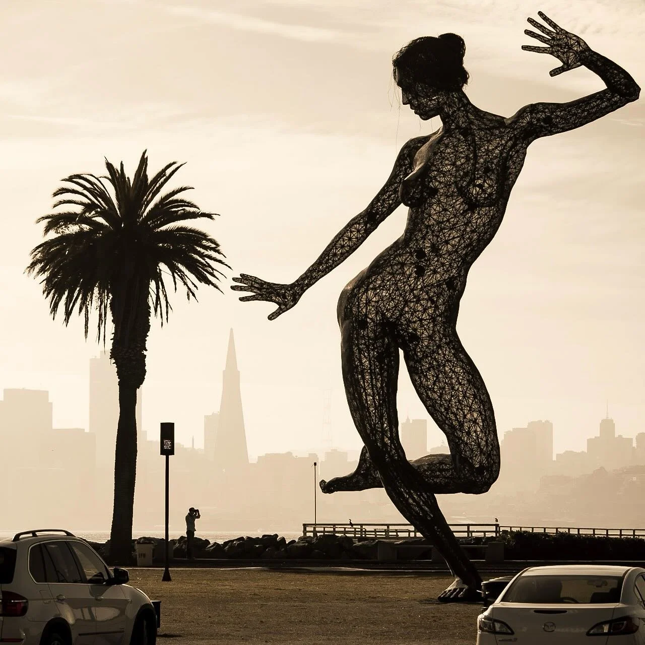 [FROM THE ARCHIVES] 
Dec 2013 Treasure Island, San Francisco Bay. Art installation from 🔥Burning Man I believe. Lots and change and development to that island over the years, glad I was able to capture her before she was gone. 
.
.
.
#sanfrancisco #