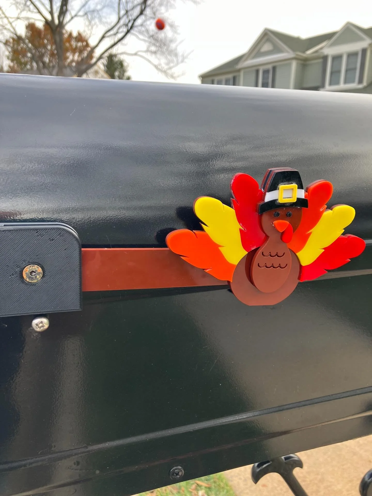 Happy Thanksgiving from us at Blue Ribbon Boxes! We&rsquo;re thank for our customers, friends, and families supporting small business. Blessings and gratitudes to all ! What are you thankful for ?