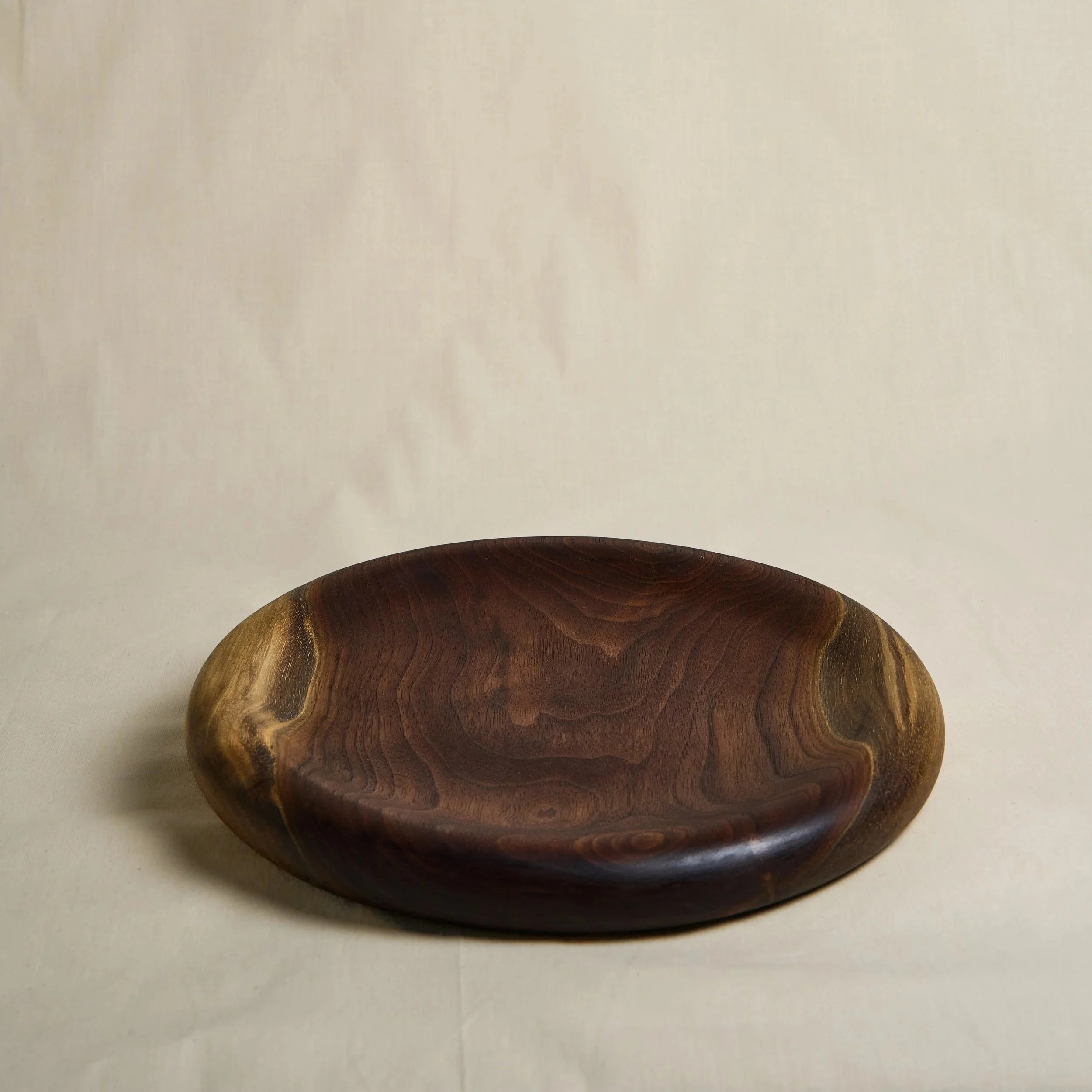 The Shallow Serving Plate