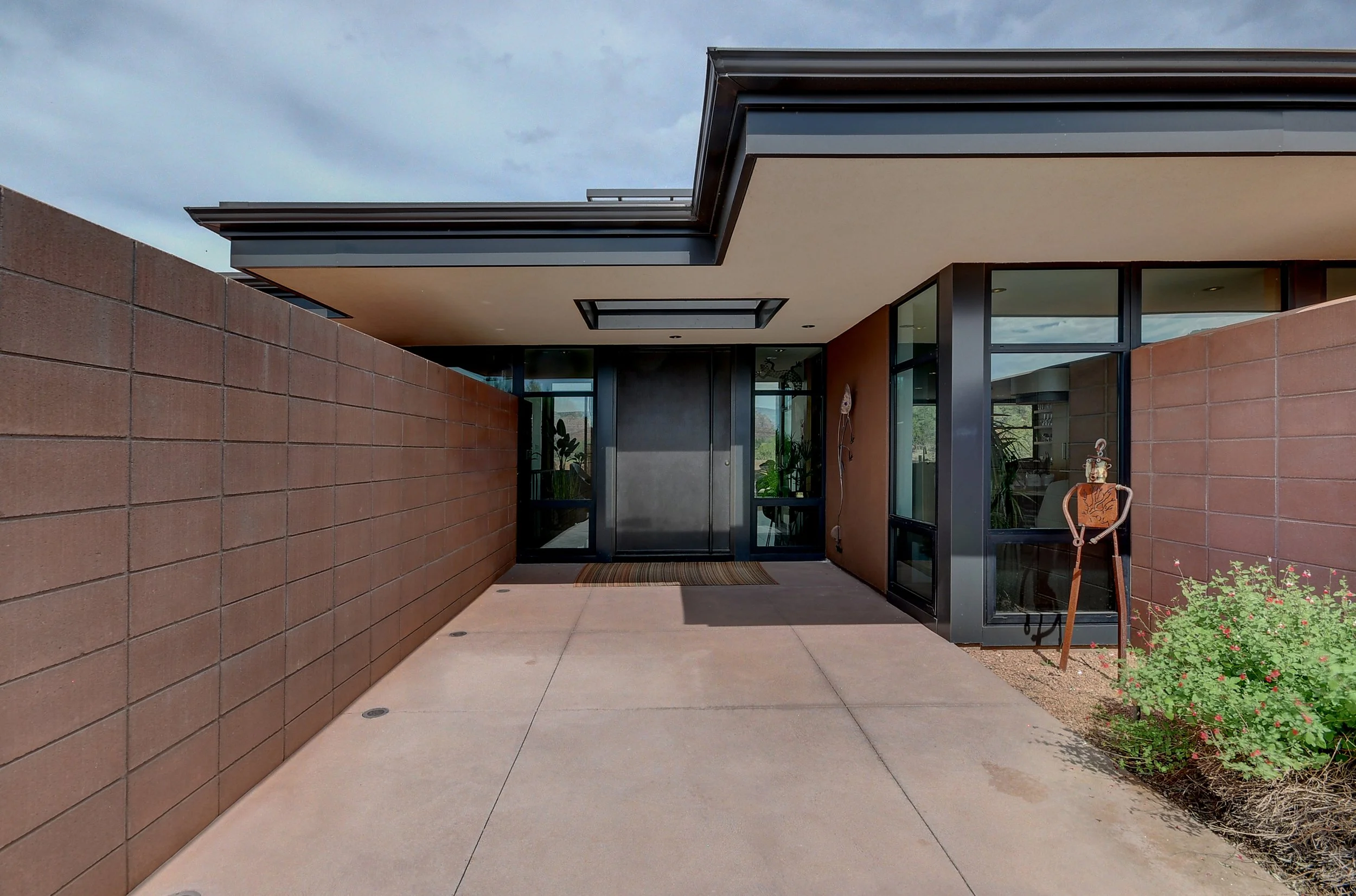 masonry private entryway