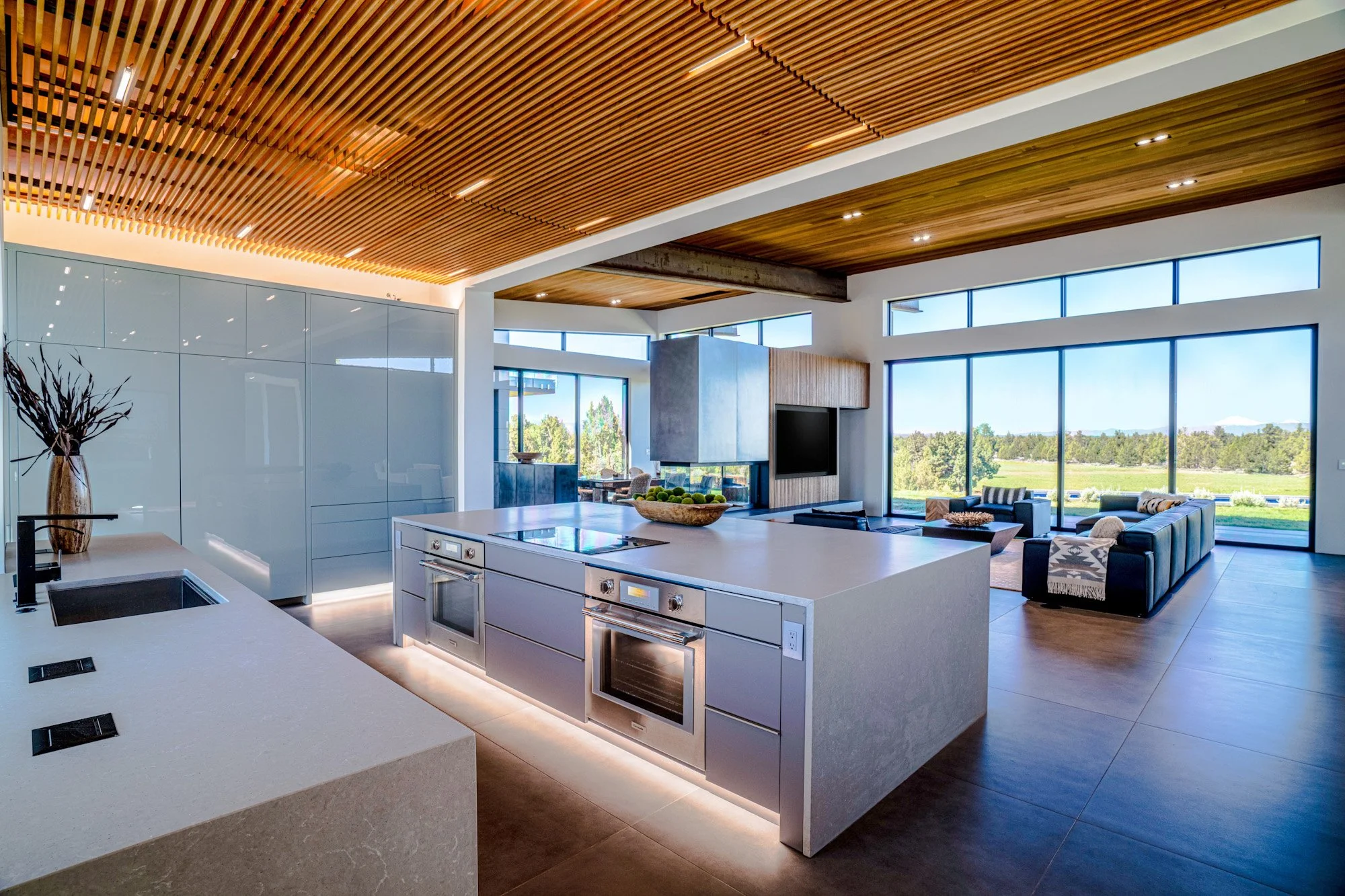 Luxury kitchen modern quartz countertops toe-kick lighting