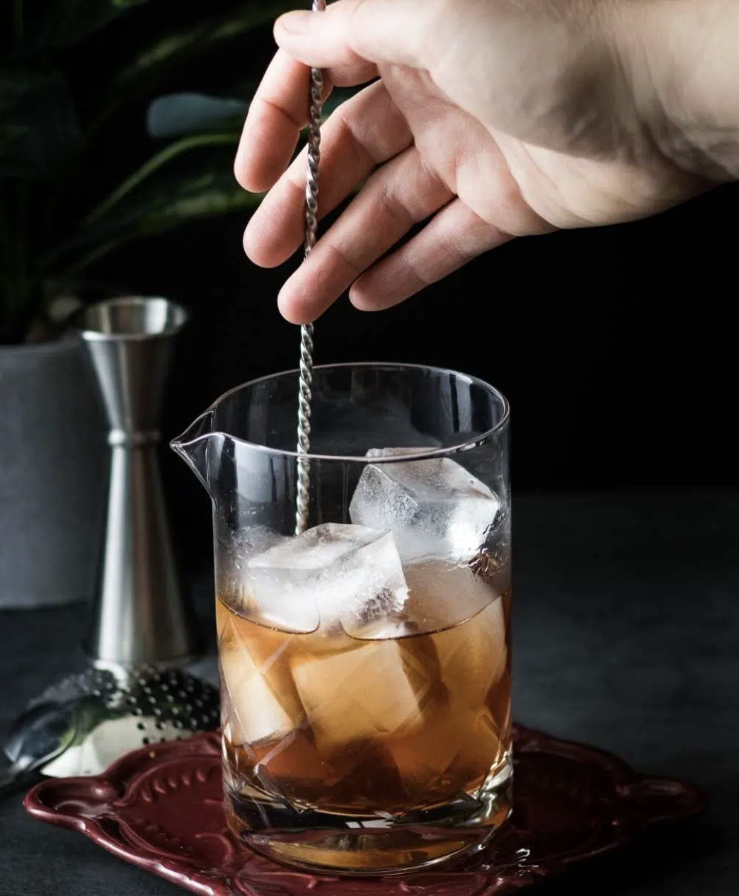 Lær at stire en cocktail på vores cocktail kursus i Aarhus C.png