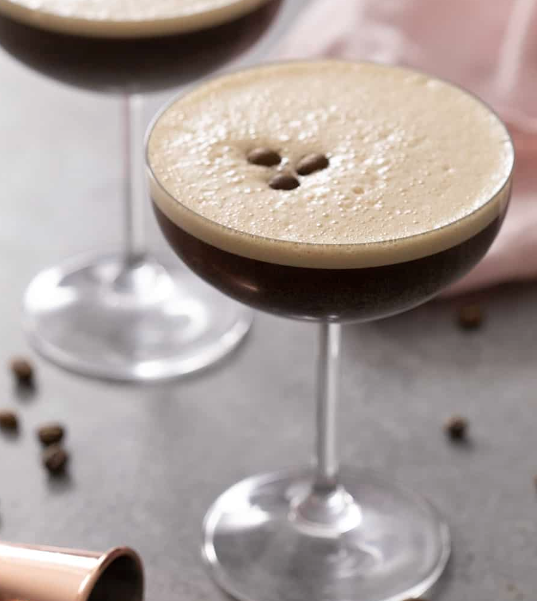 Lær at lave lækre espresso martini på vores cocktail kursus i Aarhus