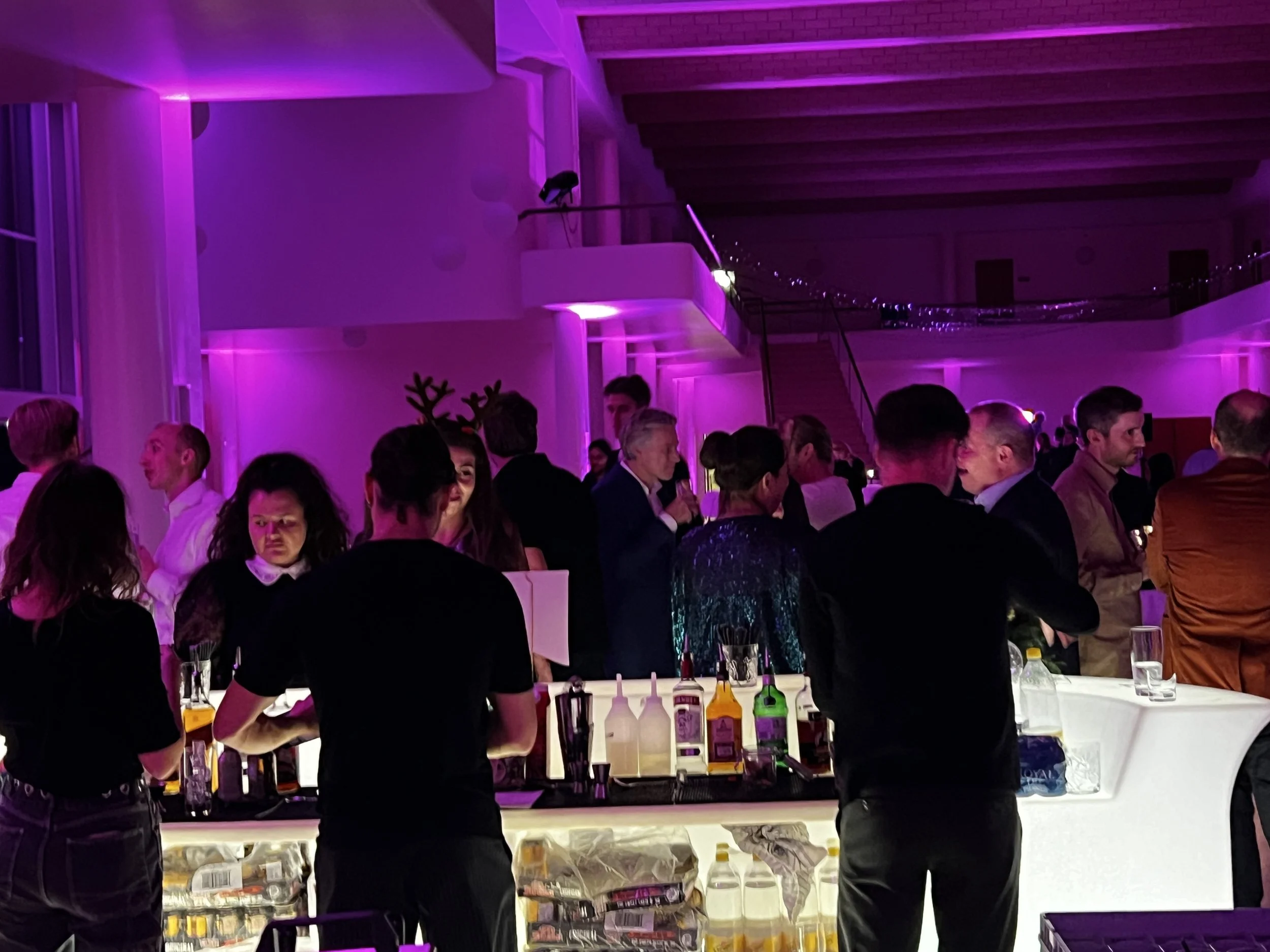 Cocktail catering og fri mobilbar med drinks ad libitum