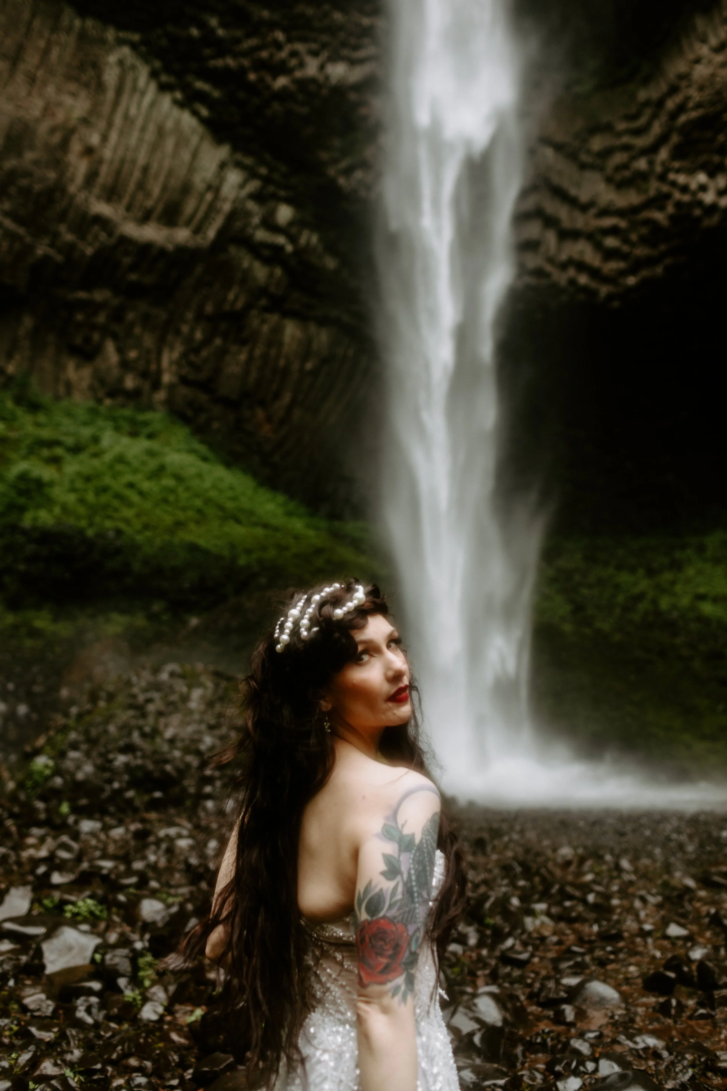 Elle Latourell gif Cat Dossett I Take Photos-72.jpg
