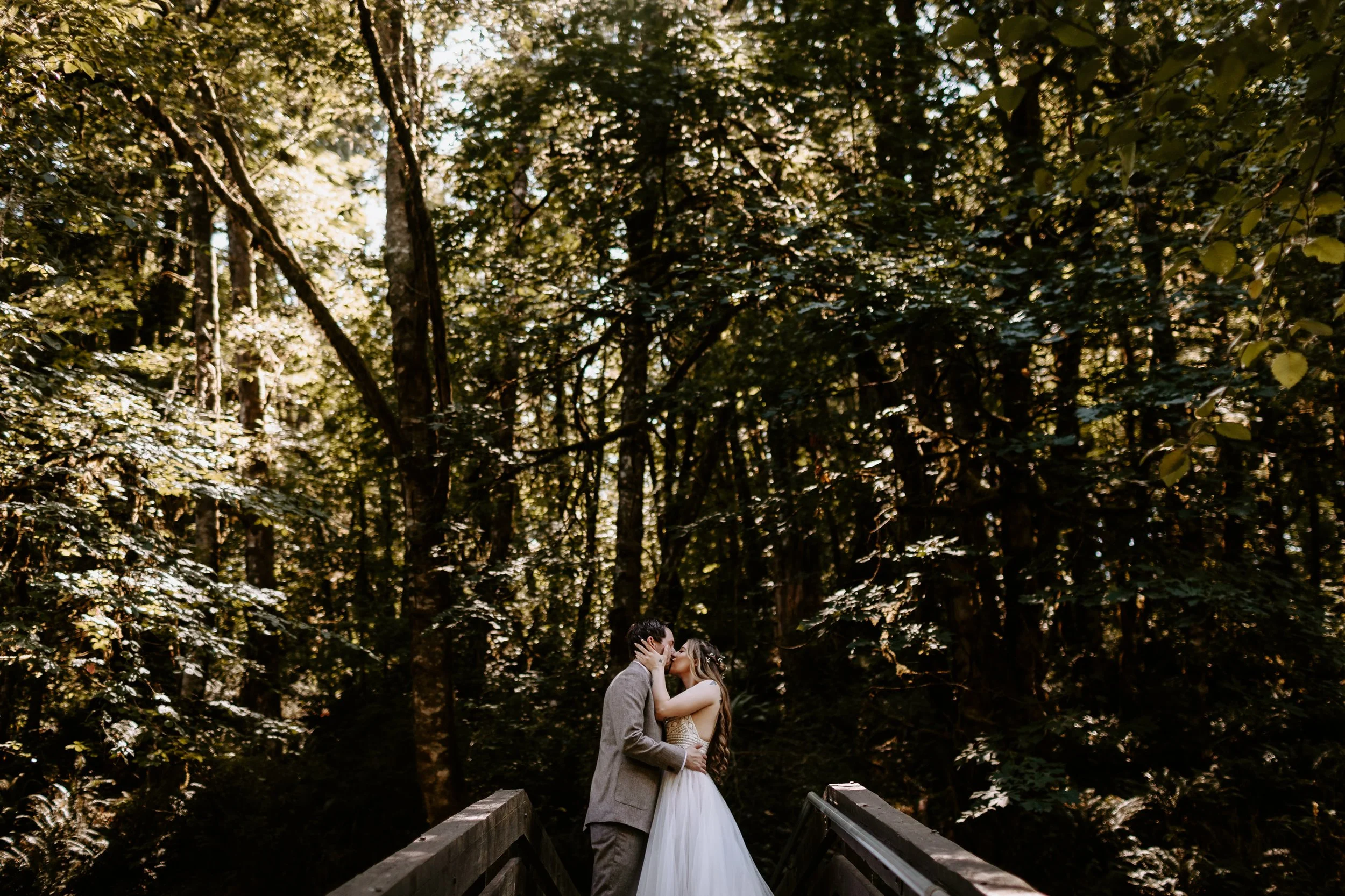 Lauren+Joseph 05 Bride+Groom Cat Dossett I Take Photos-22.jpg