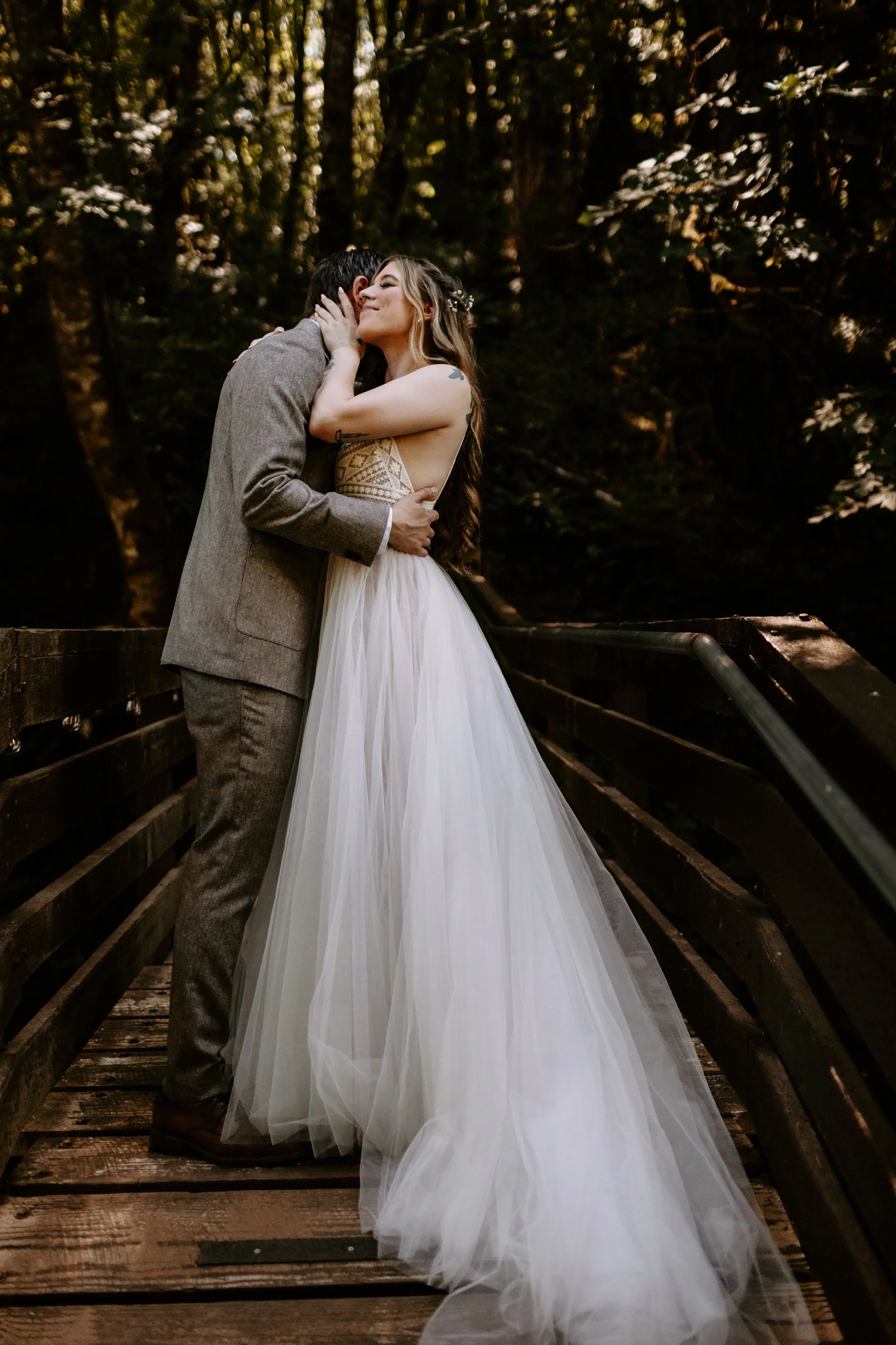 Lauren+Joseph 05 Bride+Groom Cat Dossett I Take Photos-27.jpg