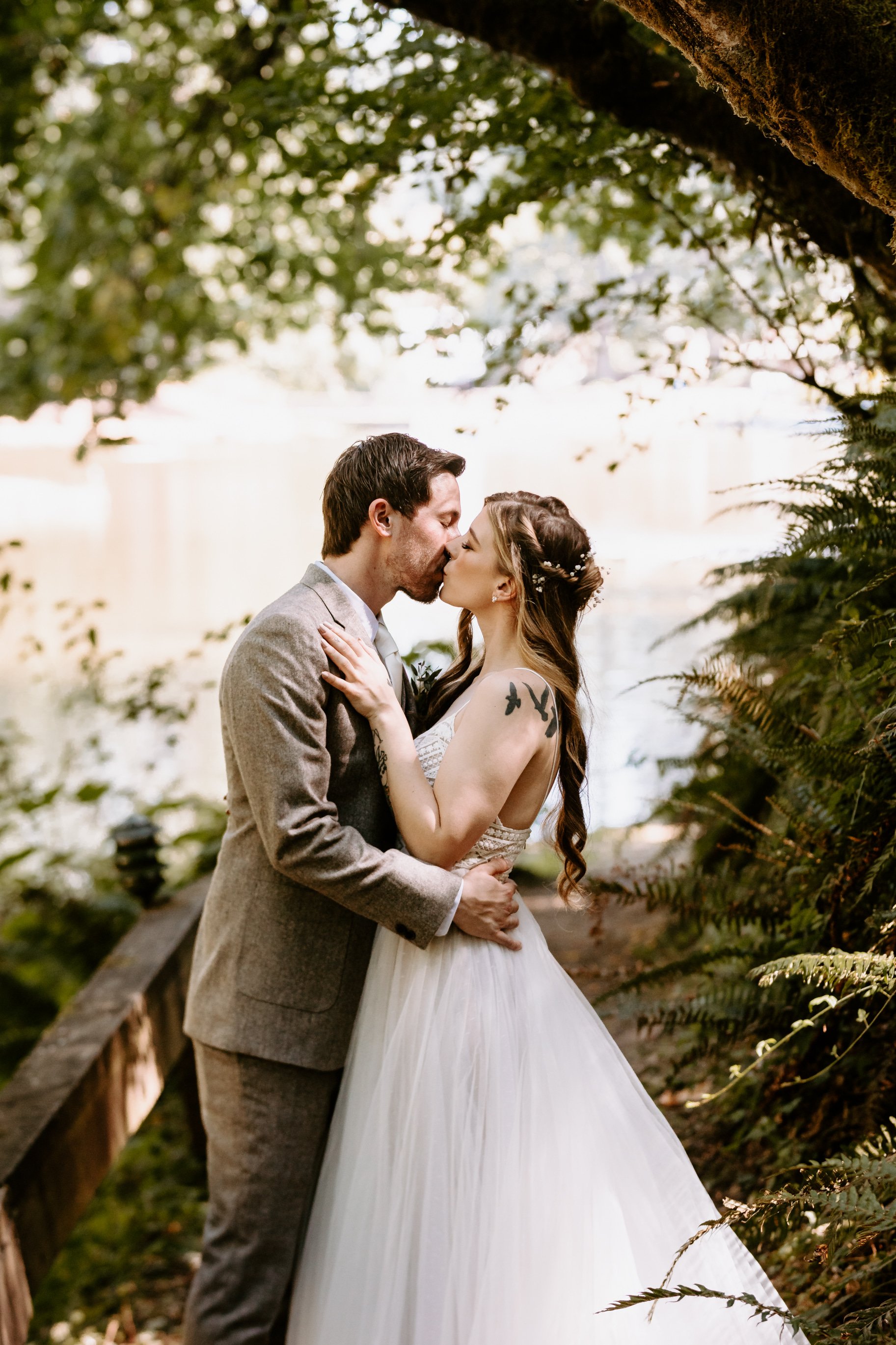 Lauren+Joseph 05 Bride+Groom Cat Dossett I Take Photos-45.jpg