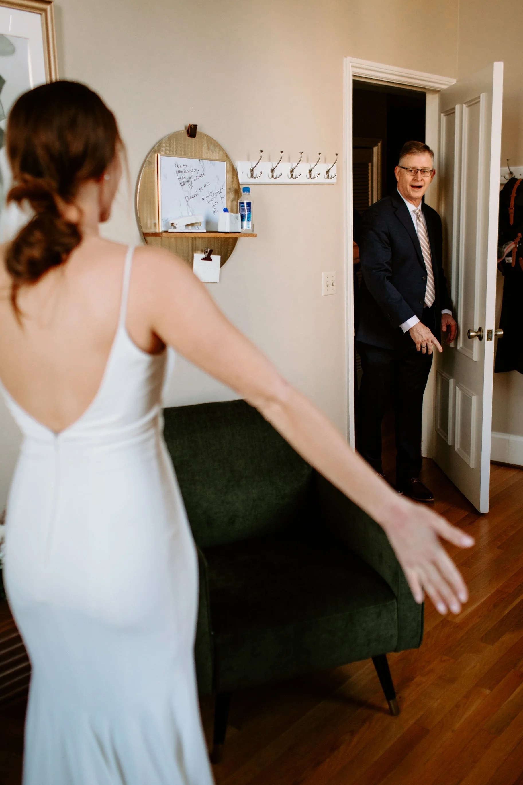 A+J Married 03 First Look Dad Cat Dossett I Take Photos-6.jpg