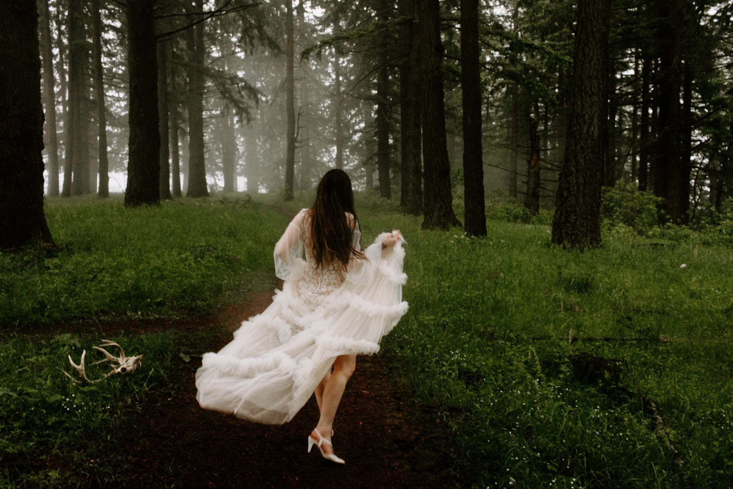 Gothic Woods Elle Cat Dossett I Take Photos-60.jpg