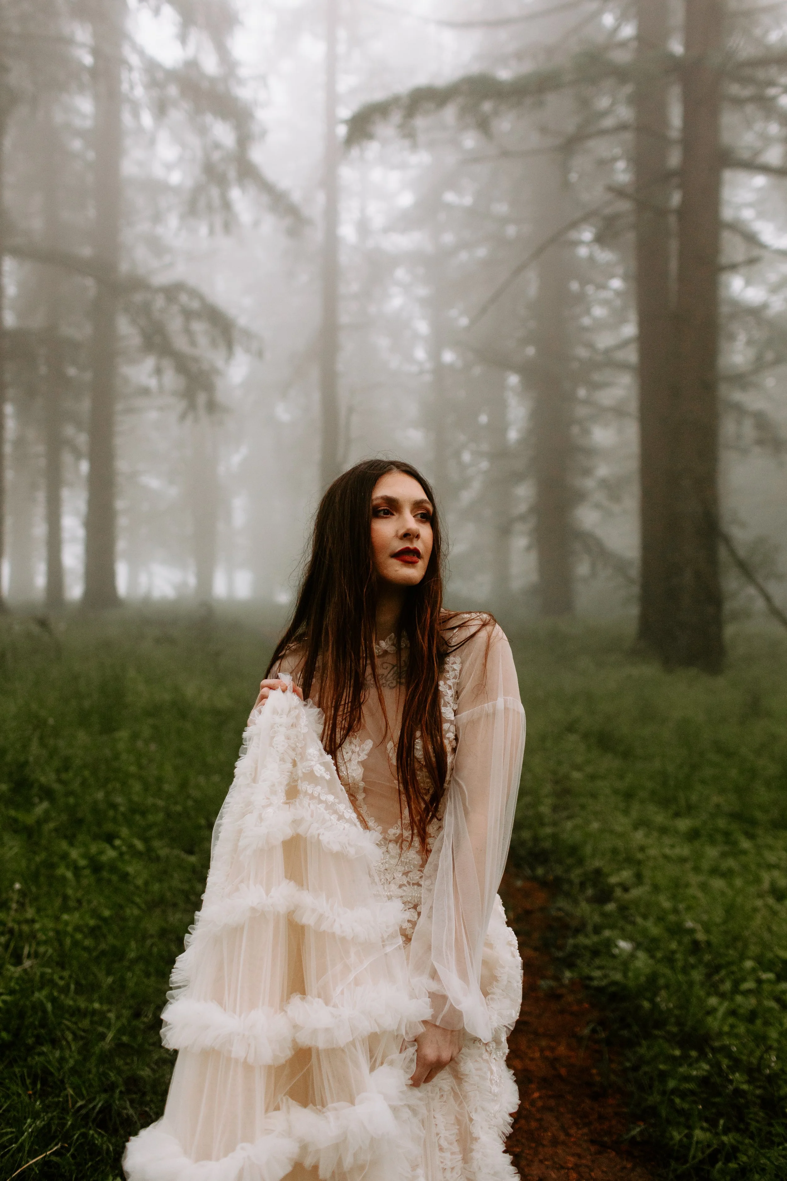 Gothic Woods Elle Cat Dossett I Take Photos-76.jpg