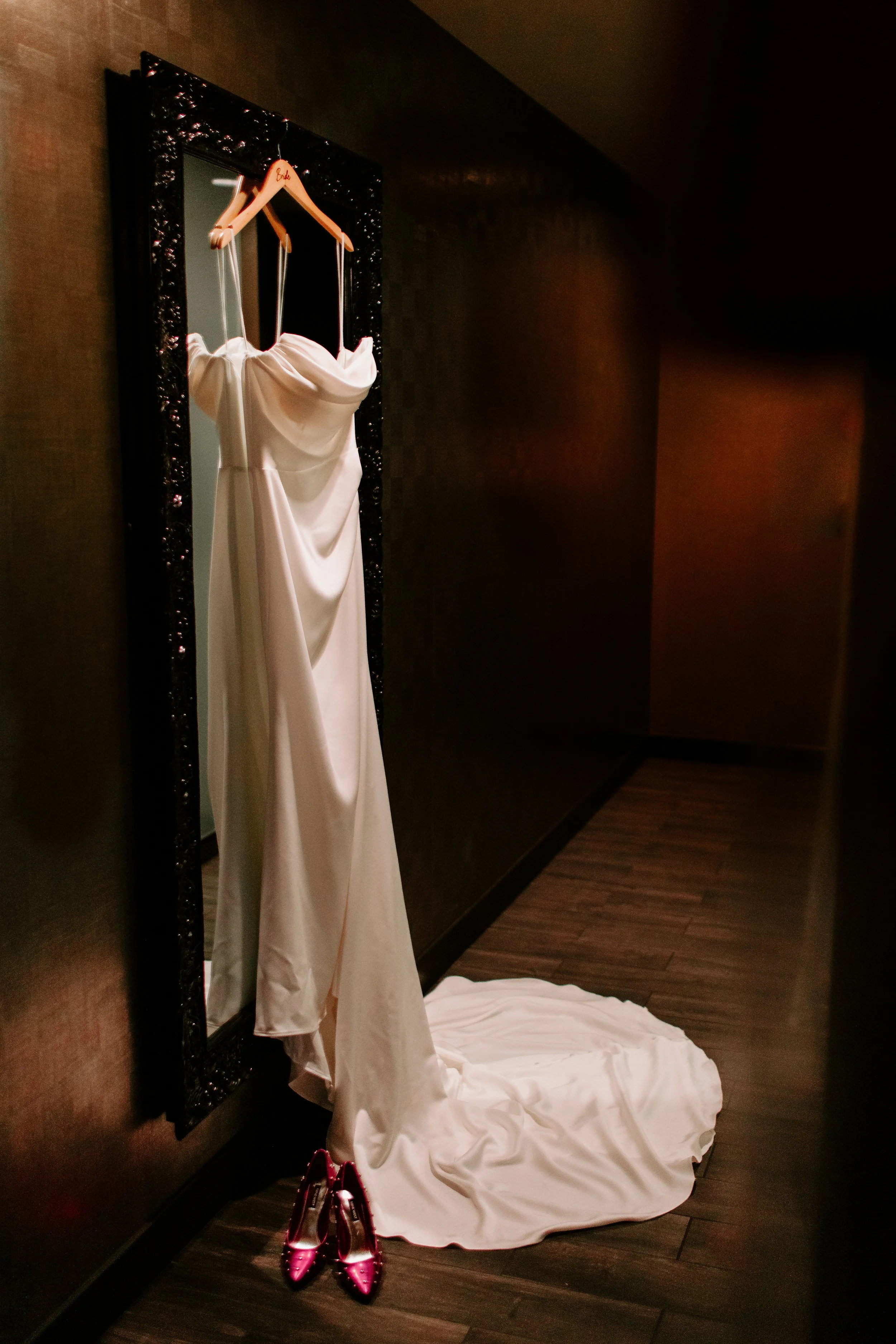 Landry+Zak Married 01 Getting Ready+Details Cat Dossett I Take Photos-8.jpg