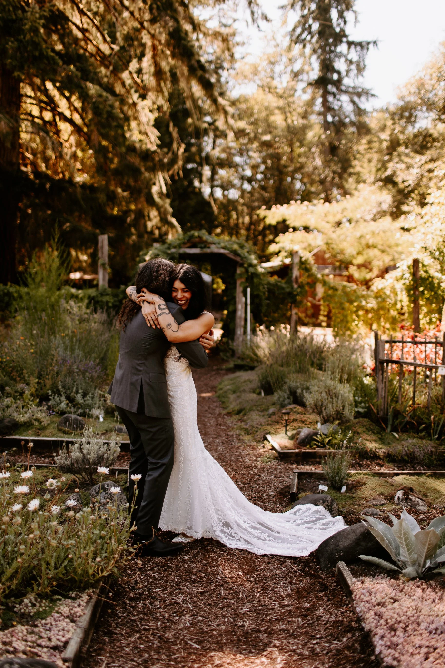 Sarah+Tim 04 First Look Cat Dossett I Take Photos-12.jpg