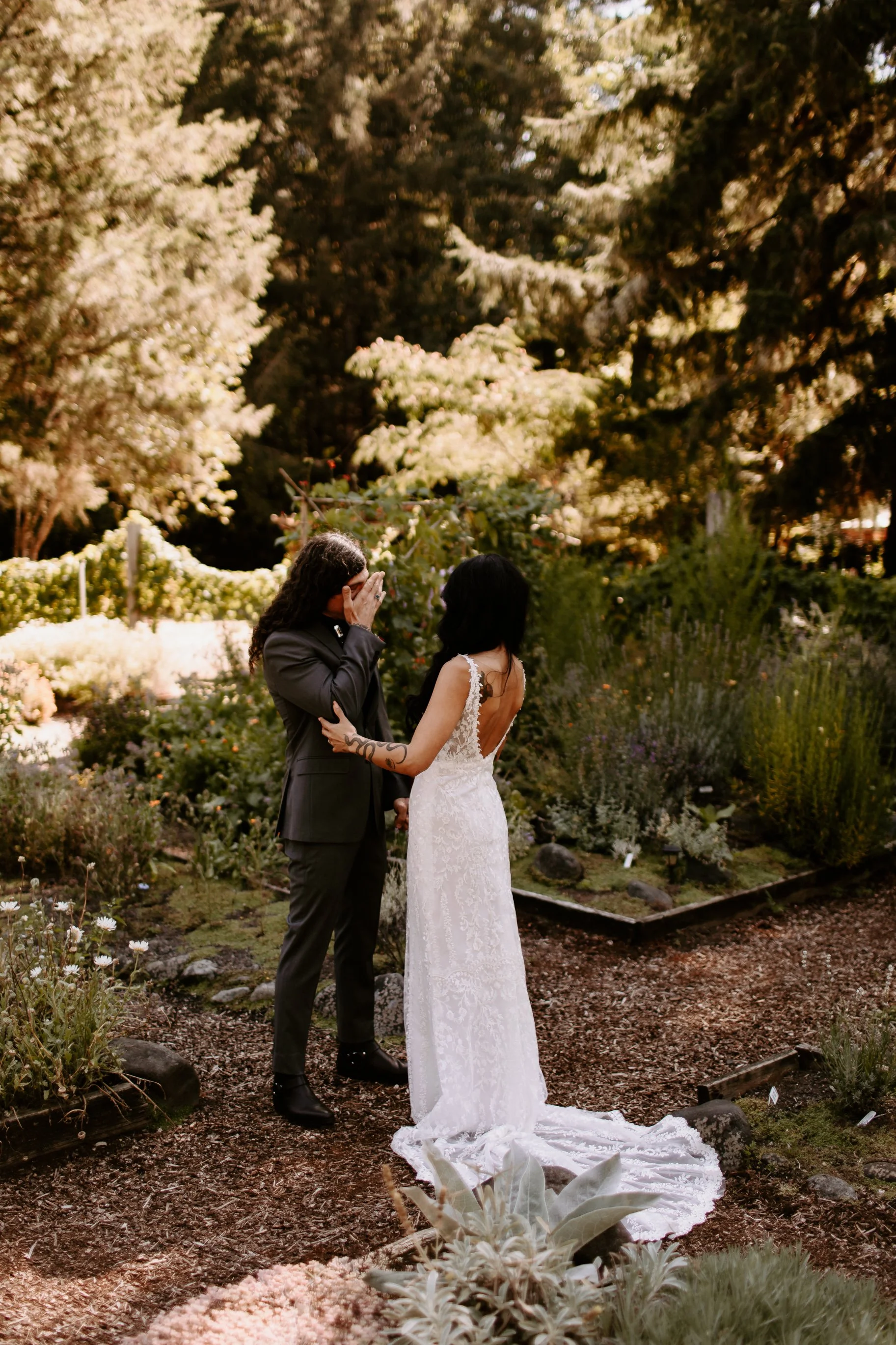 Sarah+Tim 04 First Look Cat Dossett I Take Photos-21.jpg