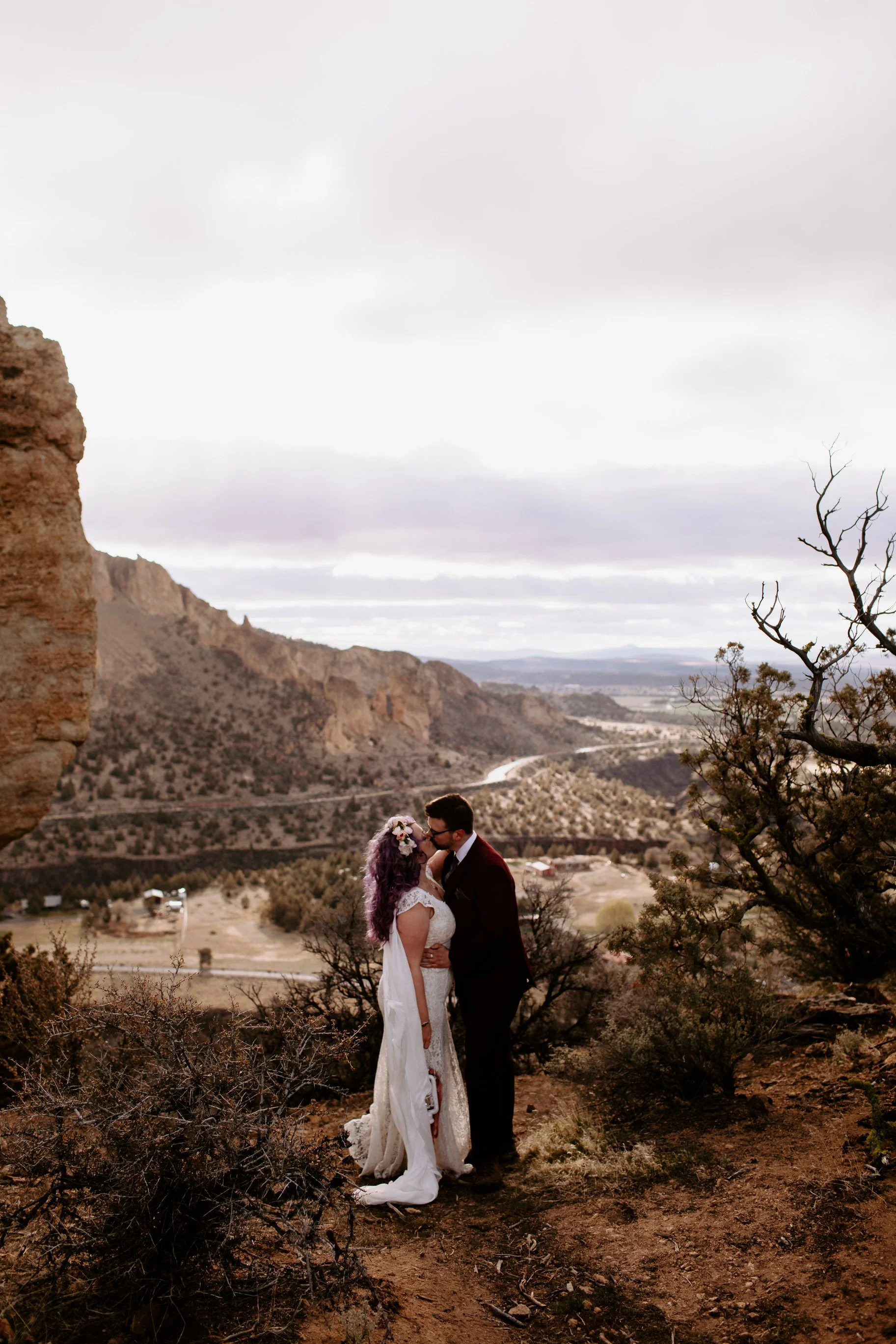 Mckenna+Aaron Smith Rock Elopement Cat Dossett I Take Photos-371.jpg