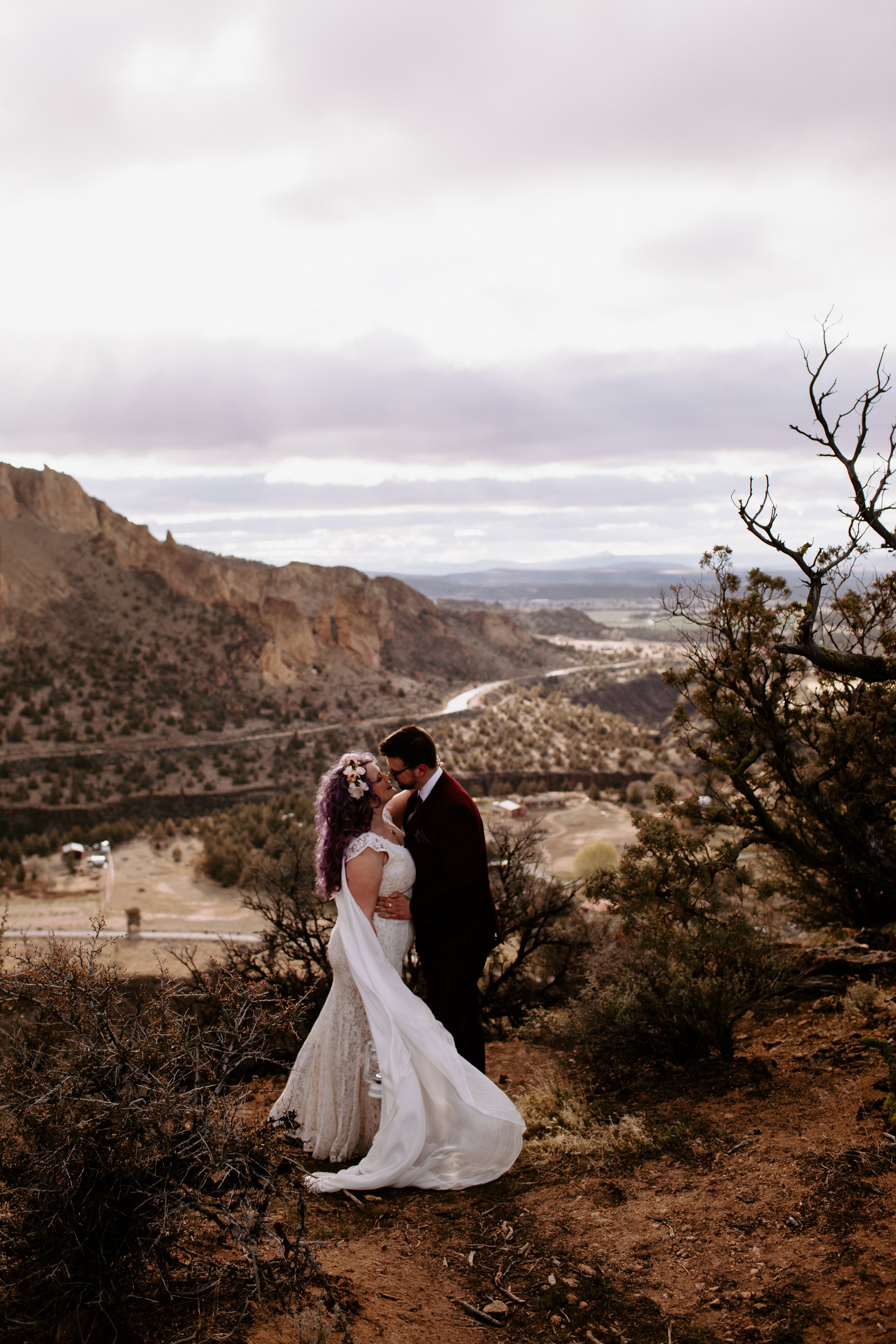 Mckenna+Aaron Smith Rock Elopement Cat Dossett I Take Photos-373.jpg