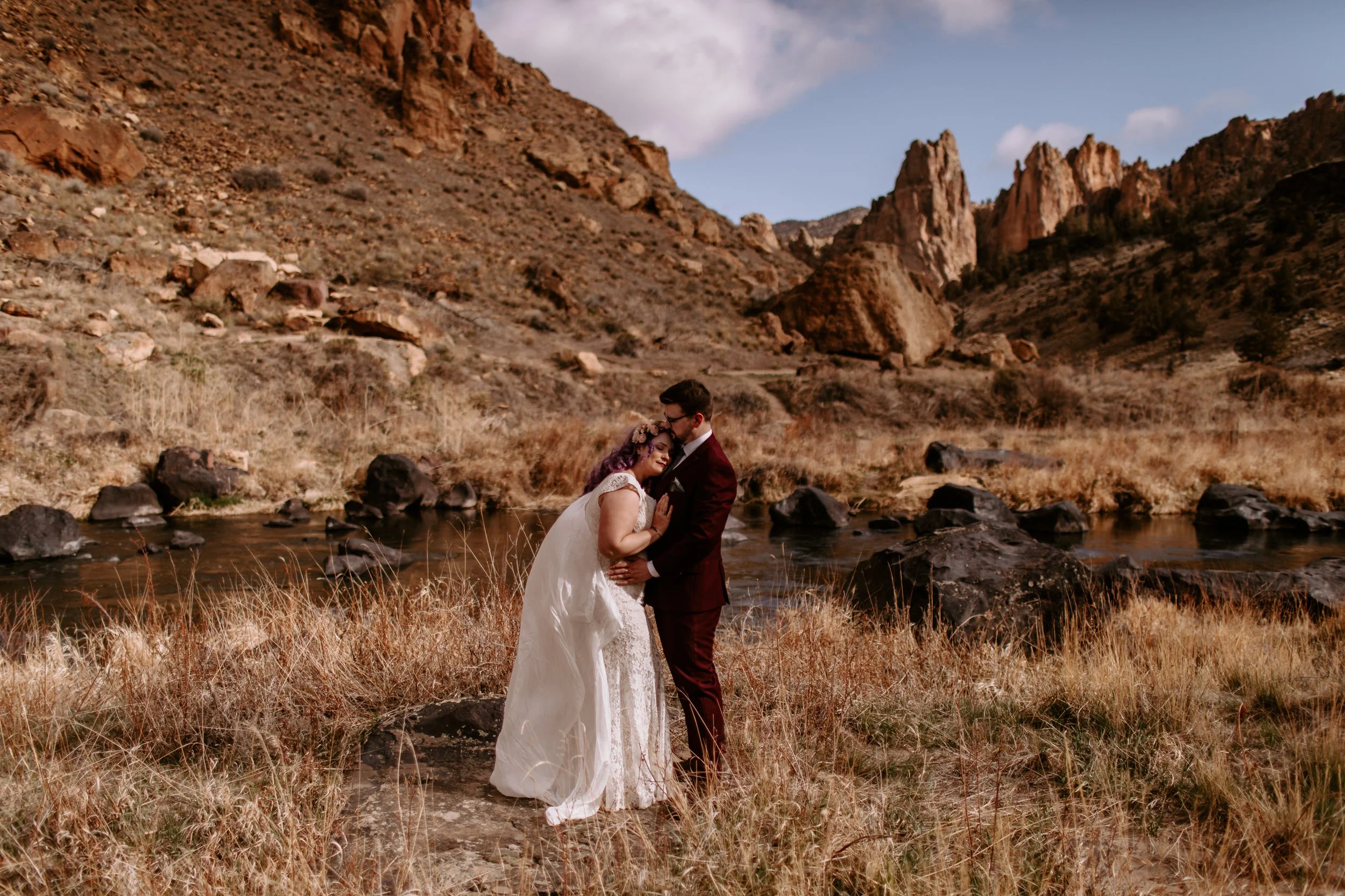 Mckenna+Aaron Smith Rock Elopement Cat Dossett I Take Photos-461.jpg