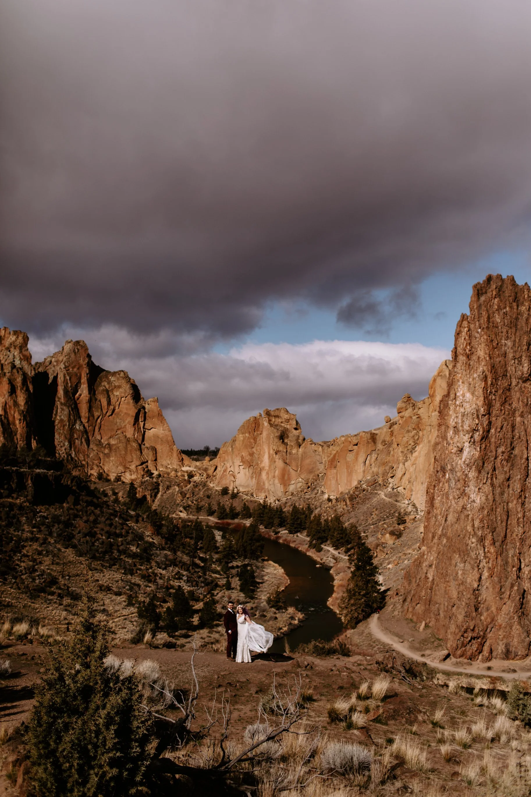 Mckenna+Aaron Smith Rock Elopement Cat Dossett I Take Photos-525.jpg