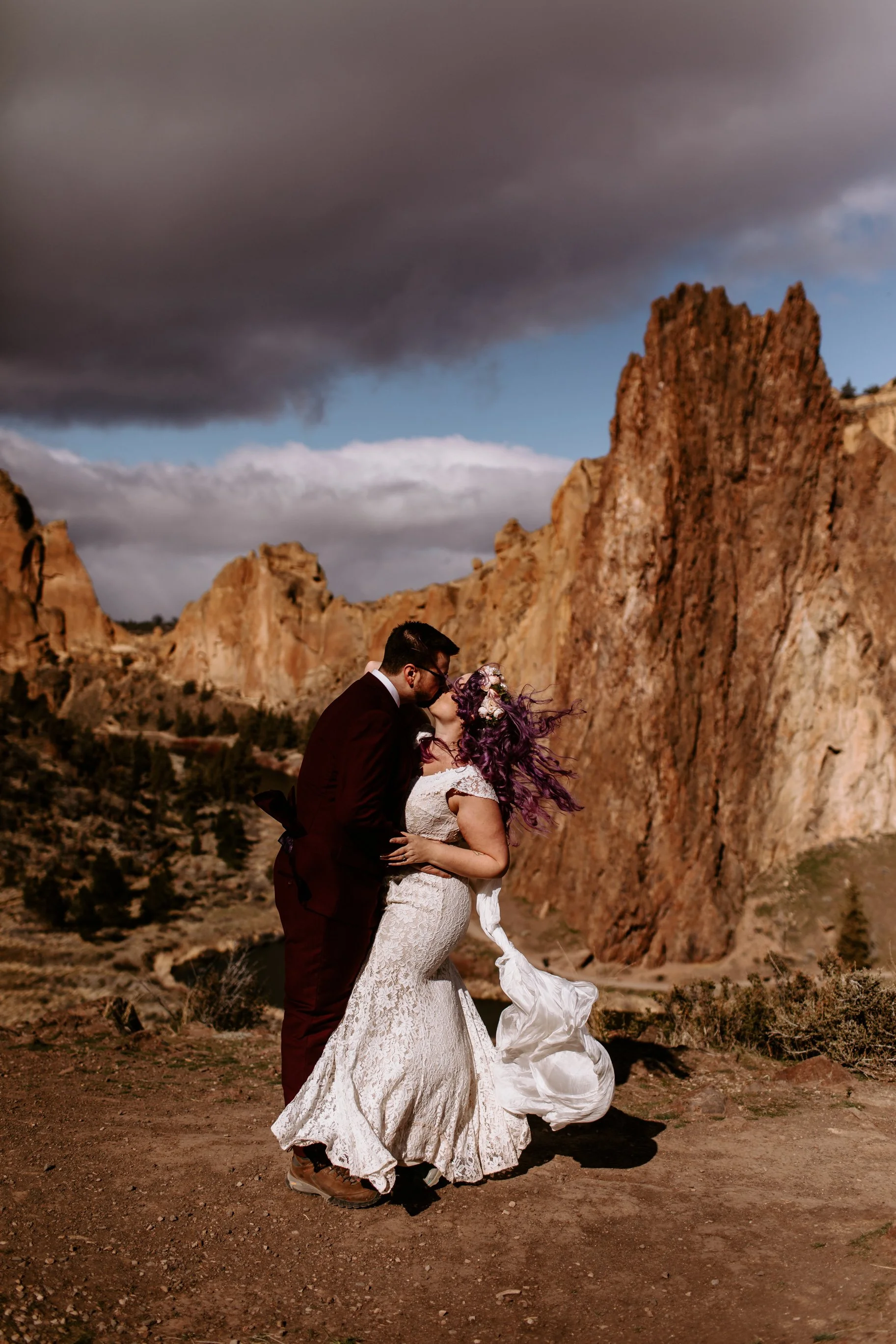 Mckenna+Aaron Smith Rock Elopement Cat Dossett I Take Photos-535.jpg