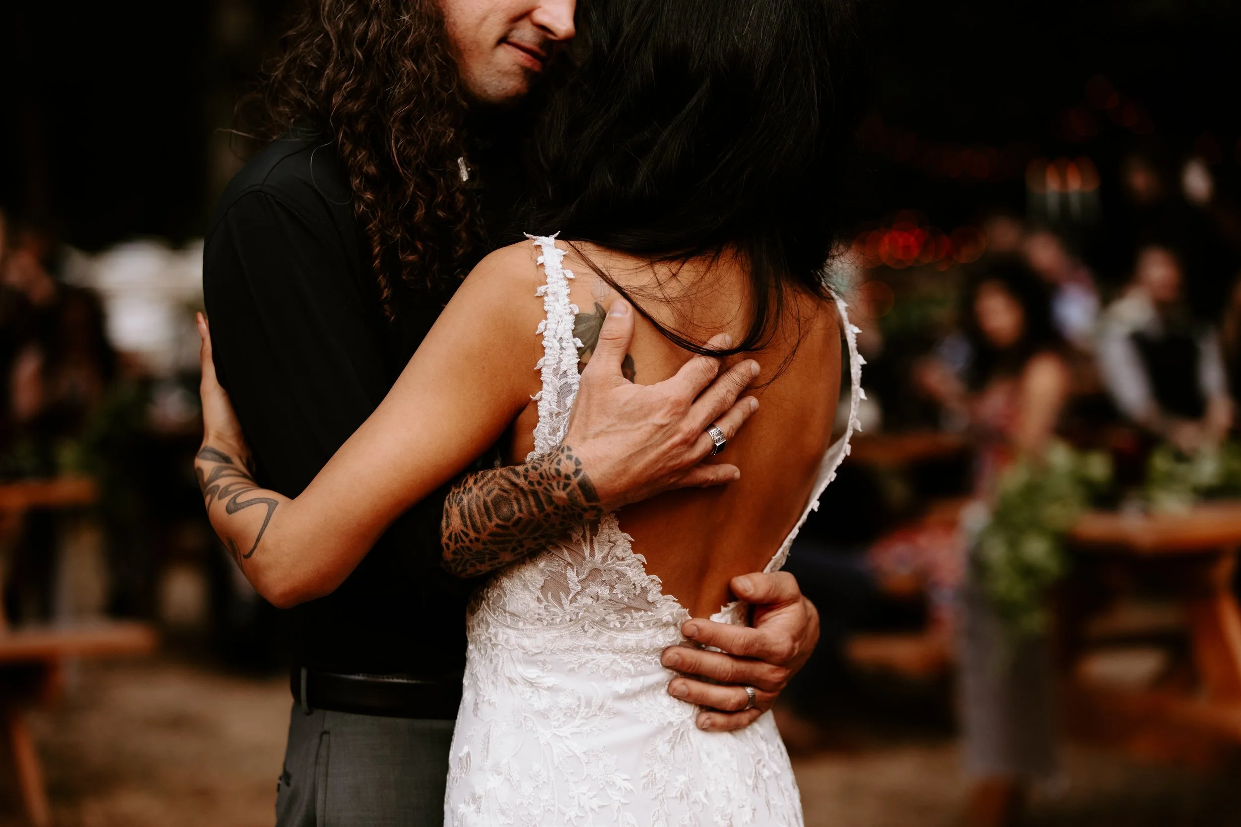 Sarah+Tim 14 First Dance Cat Dossett I Take Photos-13.jpg