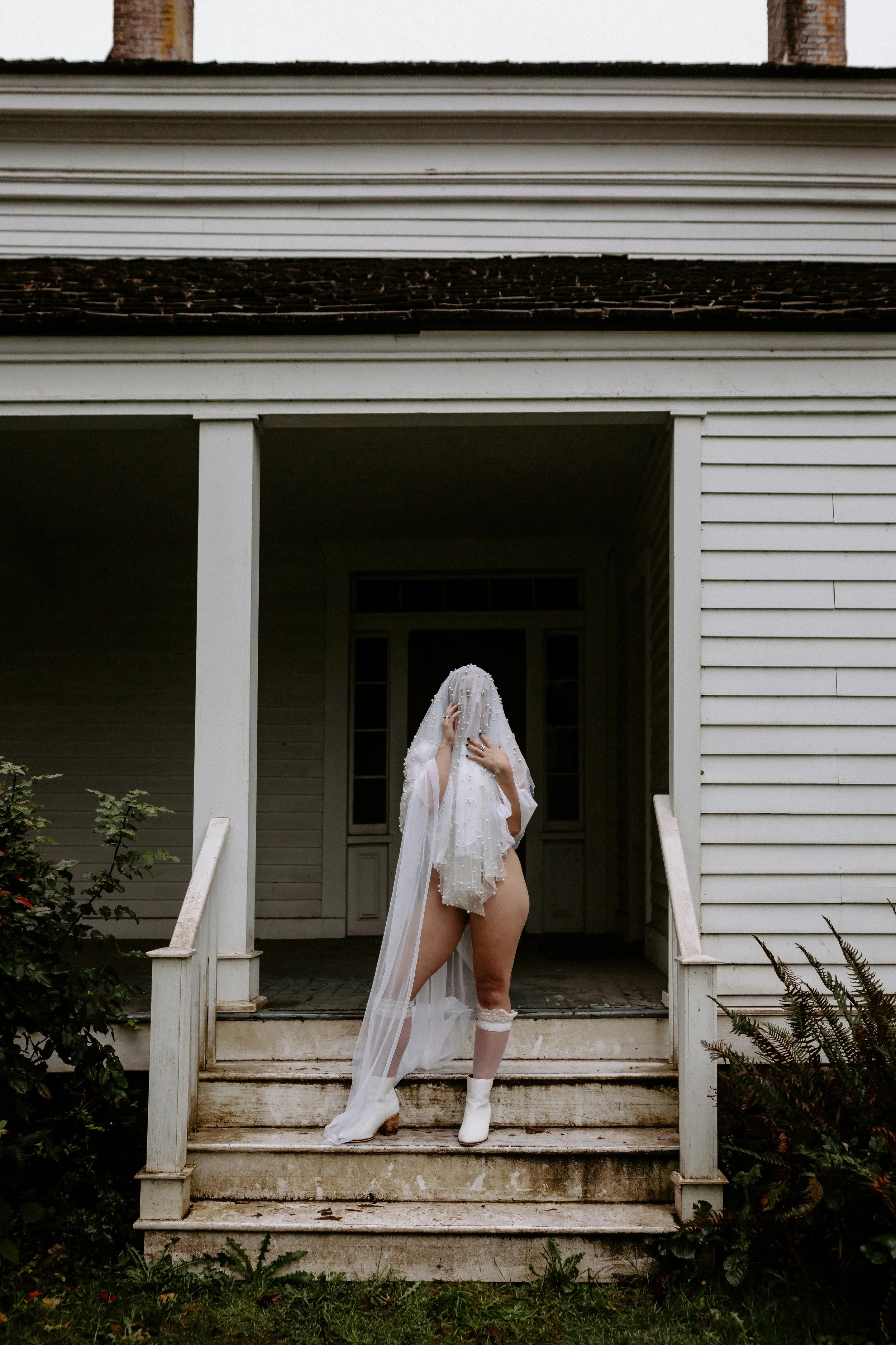 Widow Ghost Cat Dossett I Take Photos-10.jpg