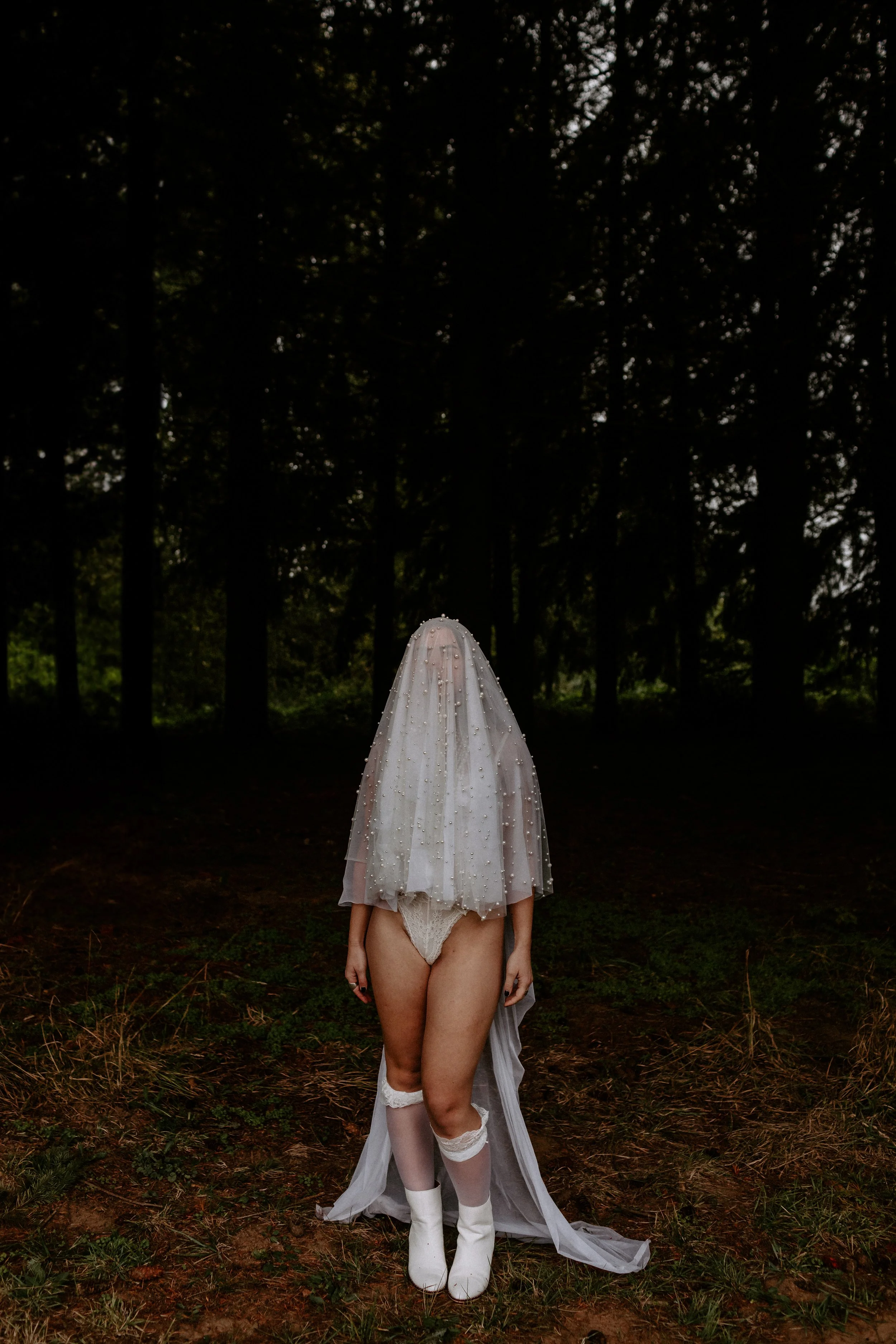 Widow Ghost Cat Dossett I Take Photos-20.jpg