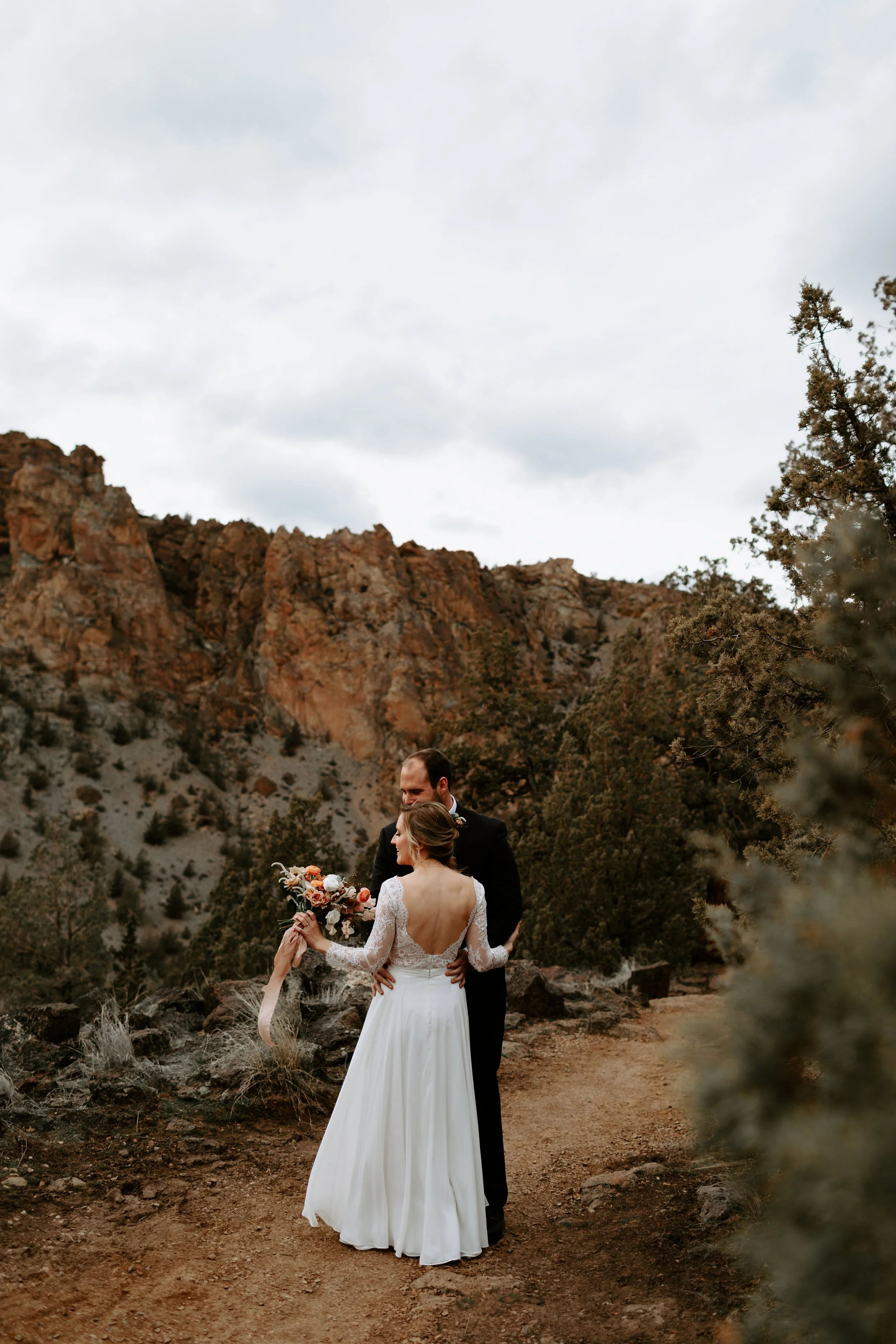 Erin+Robbie Elope Cat Dossett I Take Photos-134.jpg