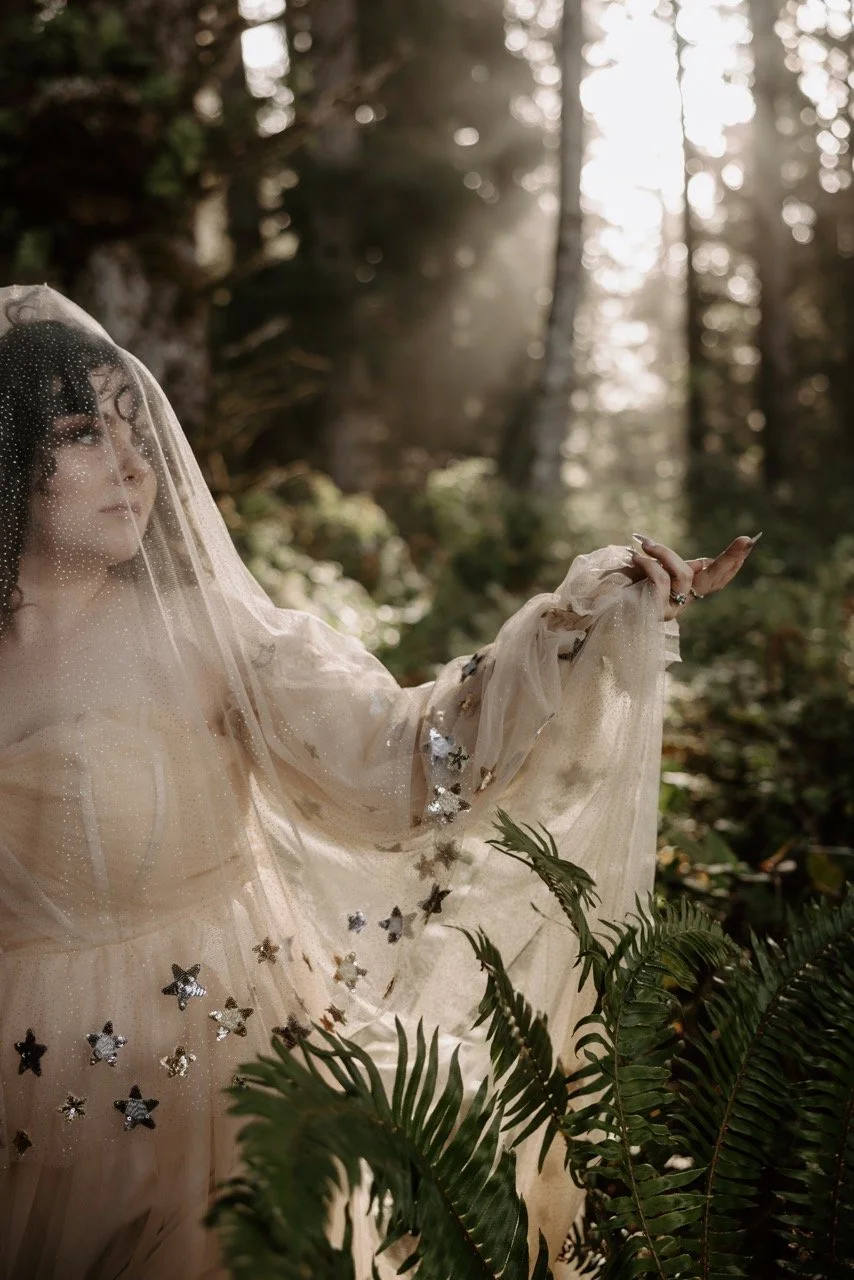 Alex Anni-13 Large.jpeg