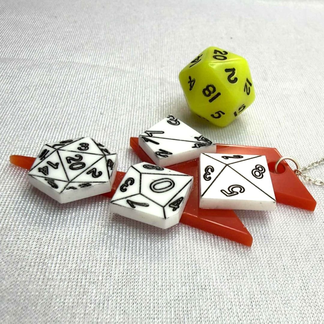 RtD Roll for Initiative Pendant 3.jpg