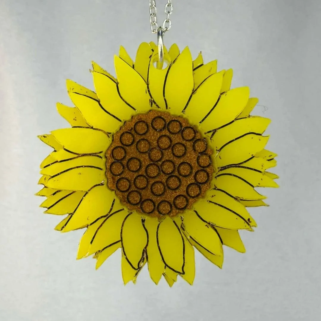 Garden Delights Sunflower Pendant