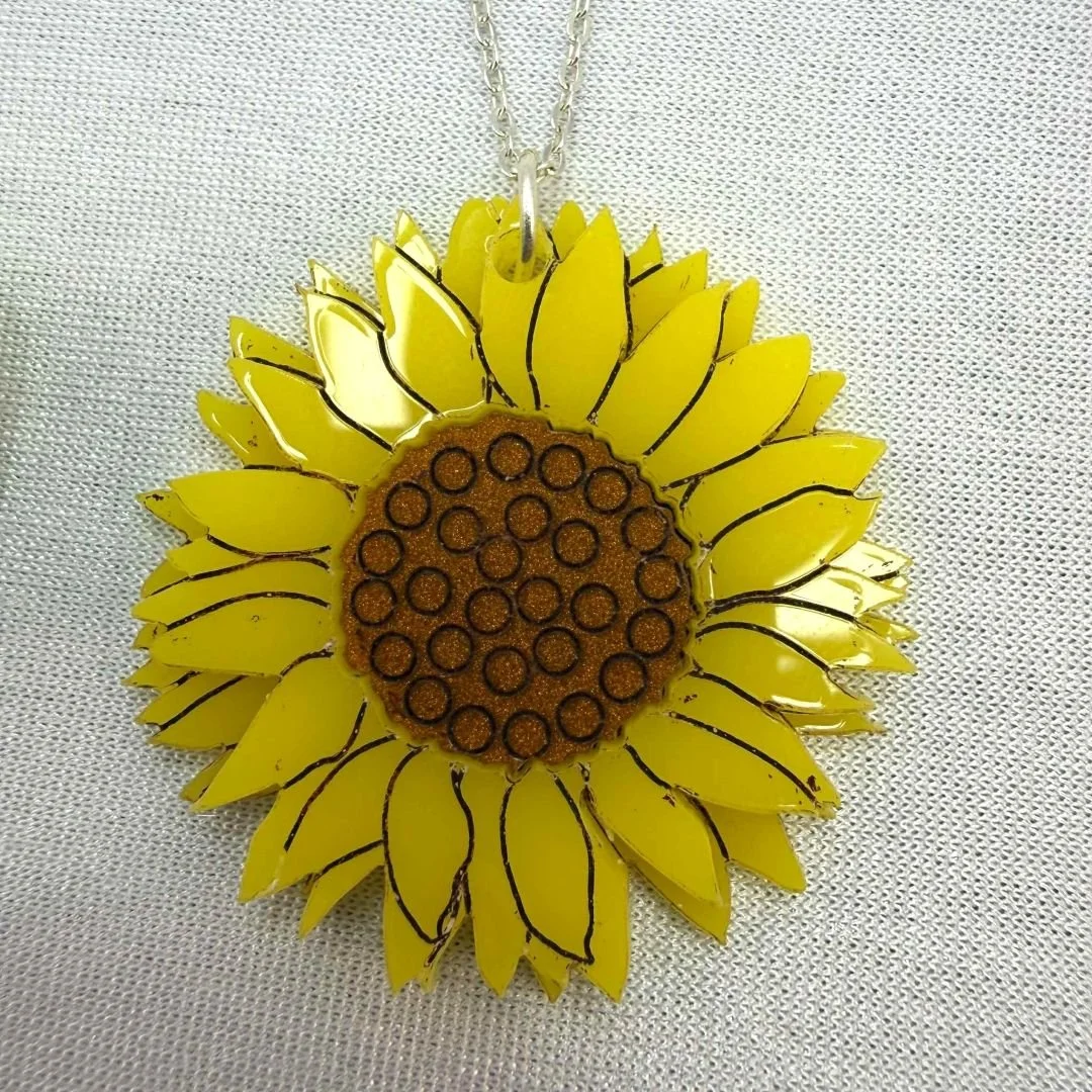 GD Sunflower Pendant 5.jpg