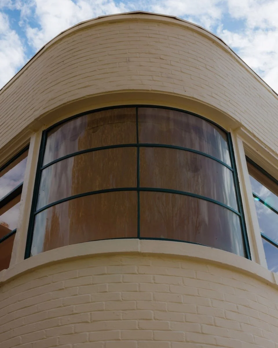 The talented @connorryancreative capturing those curves! More photos coming soon 🤩