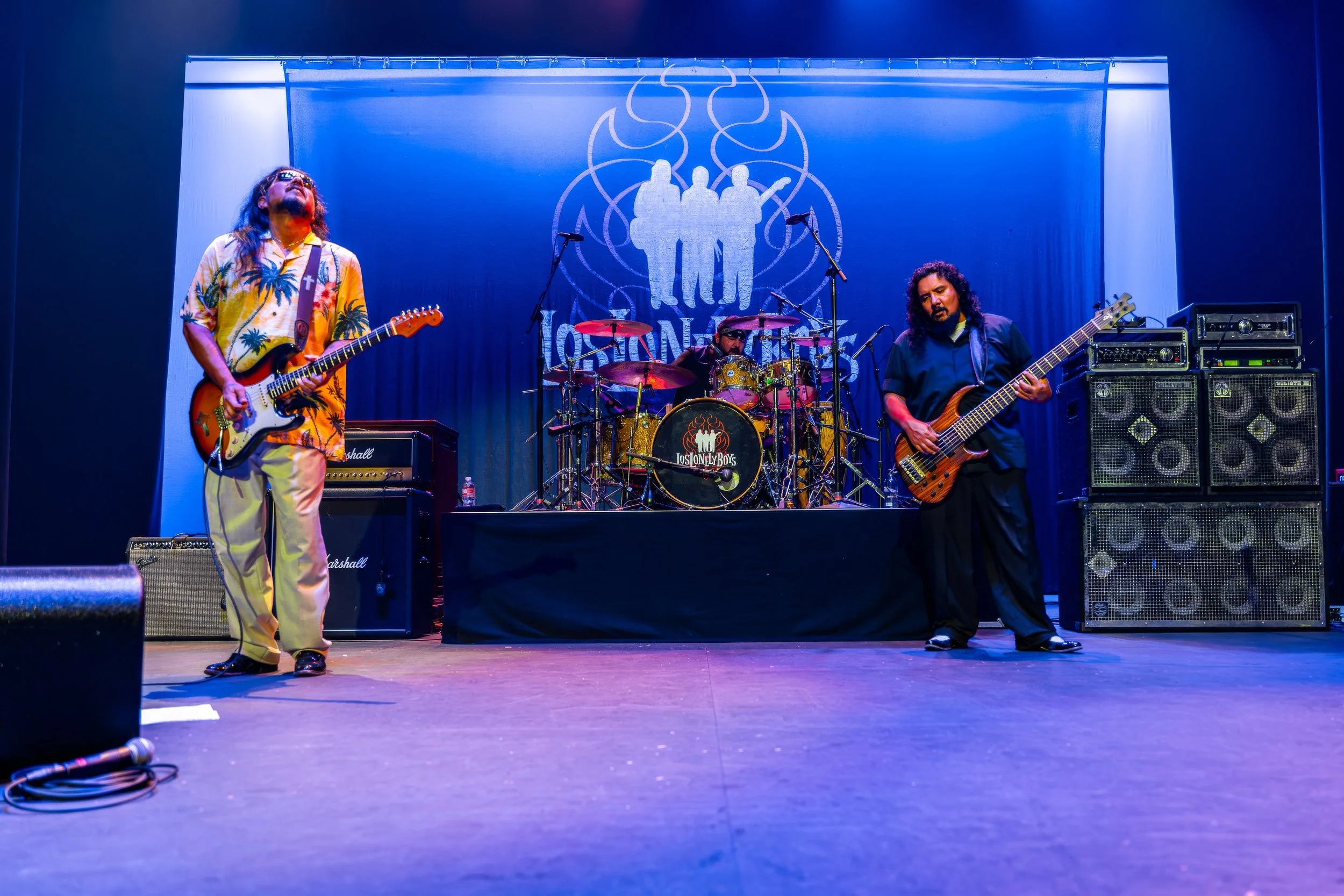 LosLonelyBoys+TheMooreTheater+PNWMusicPhoto-30.jpeg