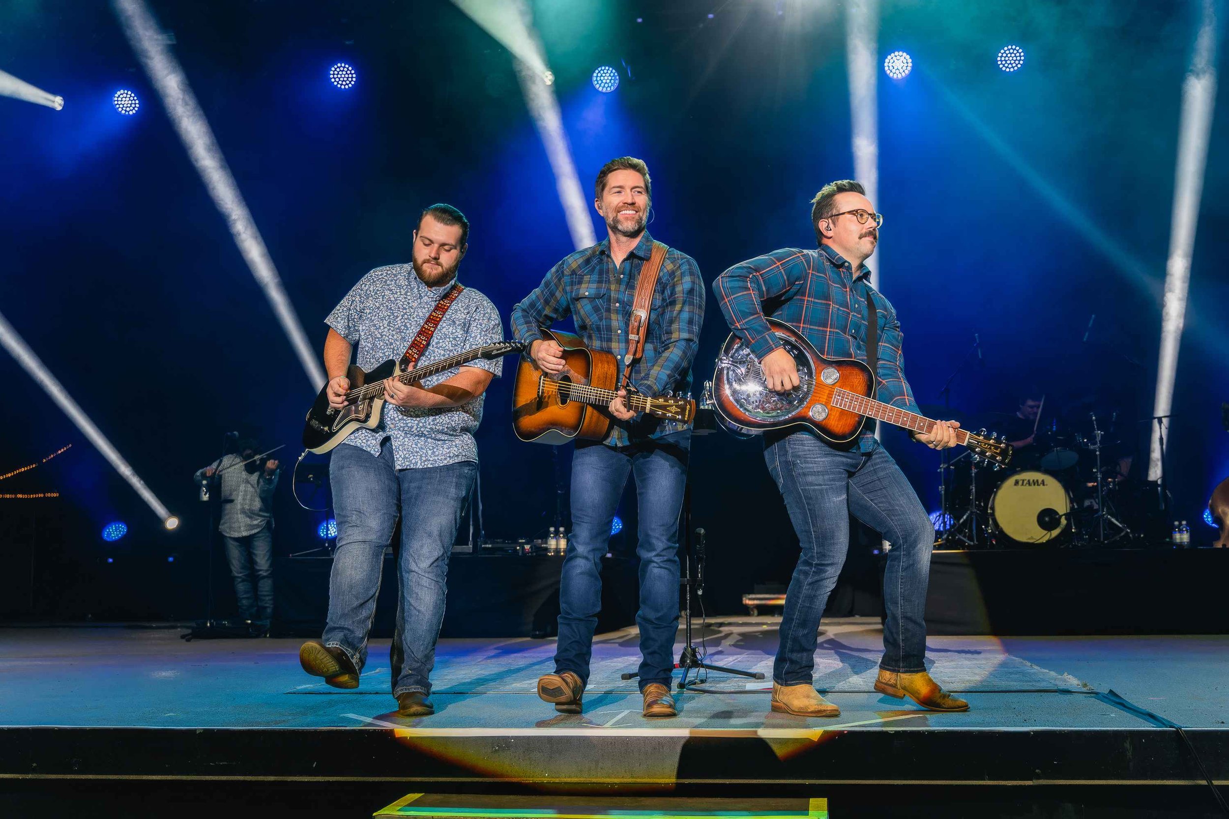 Josh Turner at the Washington State Fair - Puyallup WA