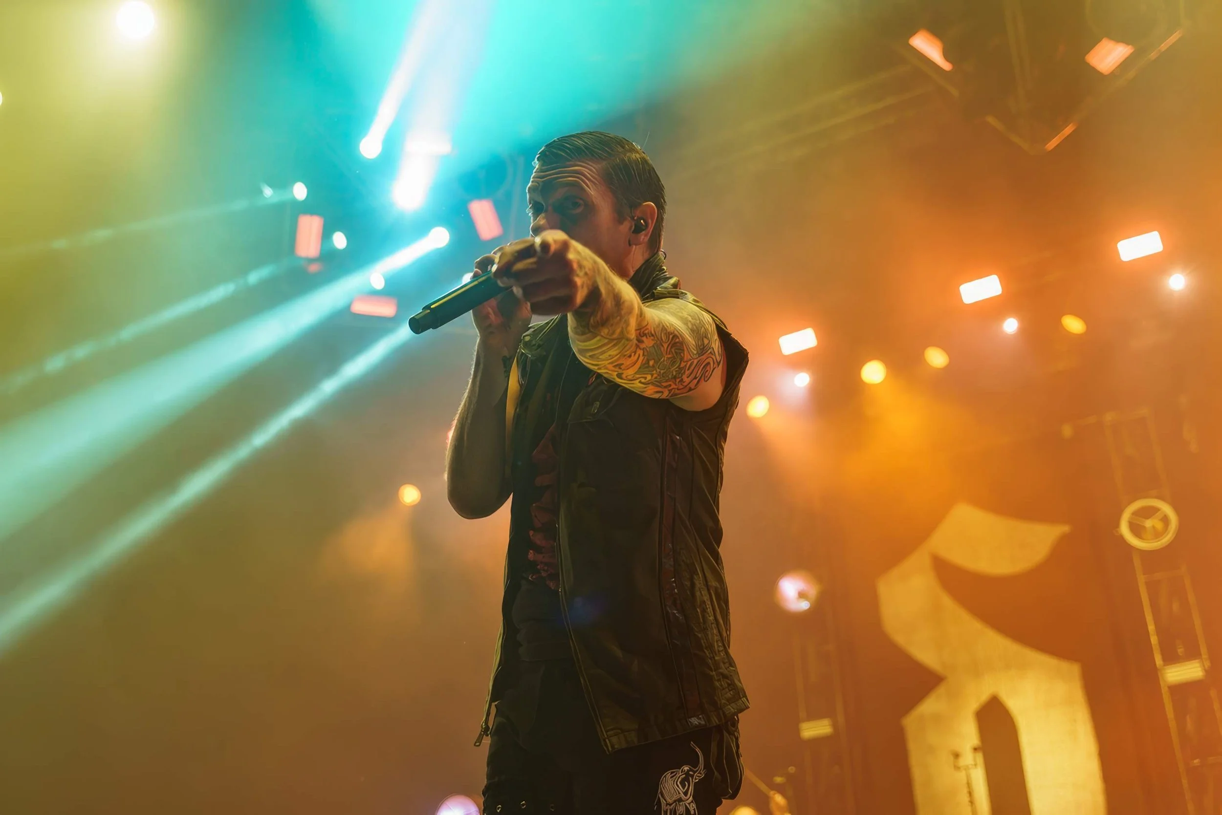 Shinedown at Angel of the Winds Arena - Everett WA