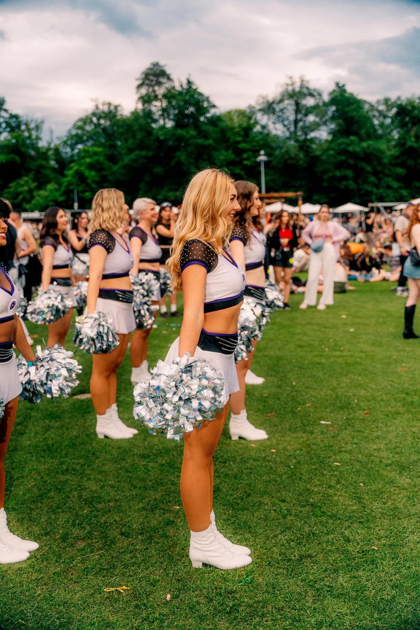 Galaxy_Dancers_WCD_web-05802.jpg