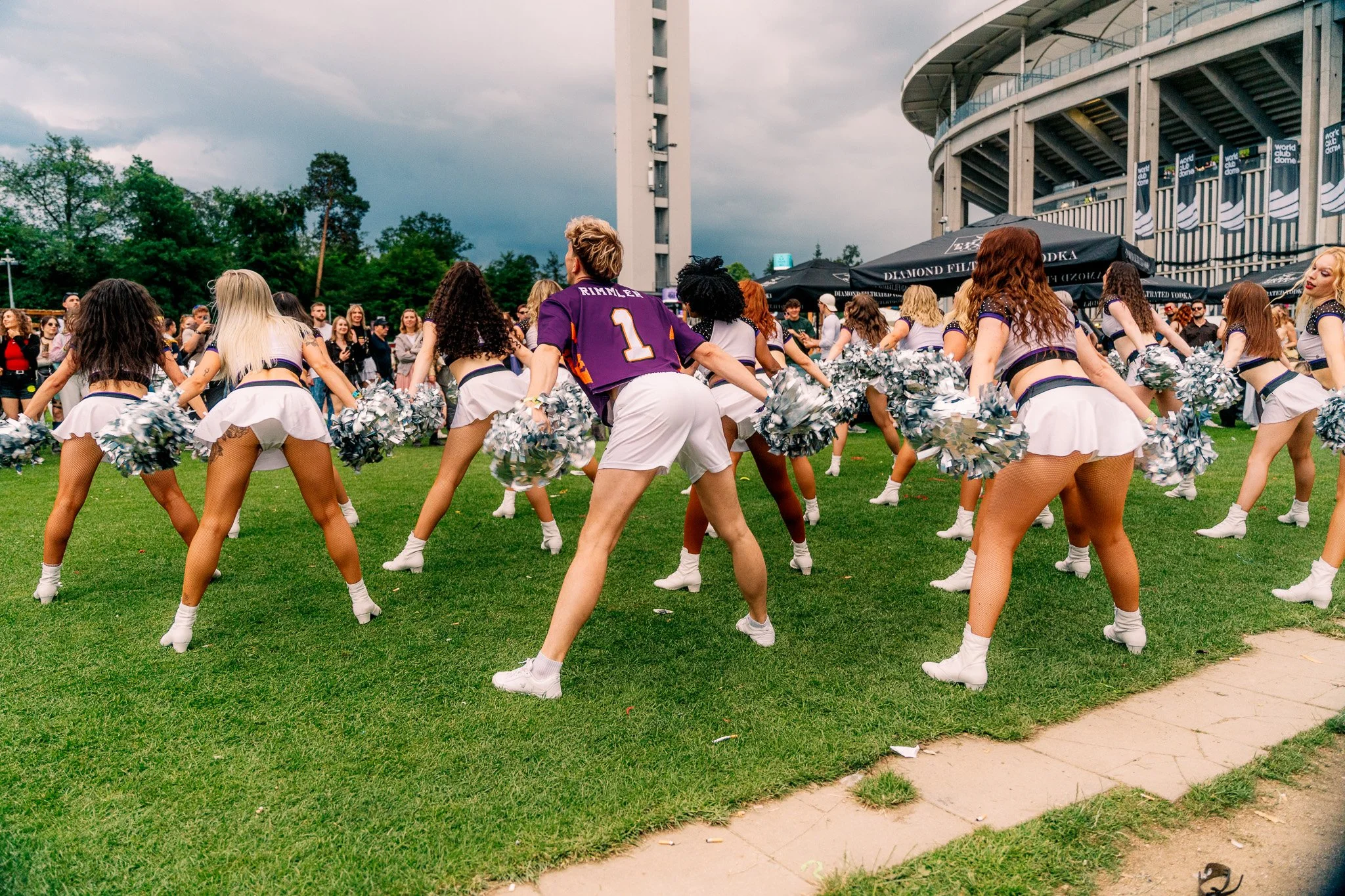 Galaxy_Dancers_WCD_web-05846.jpg