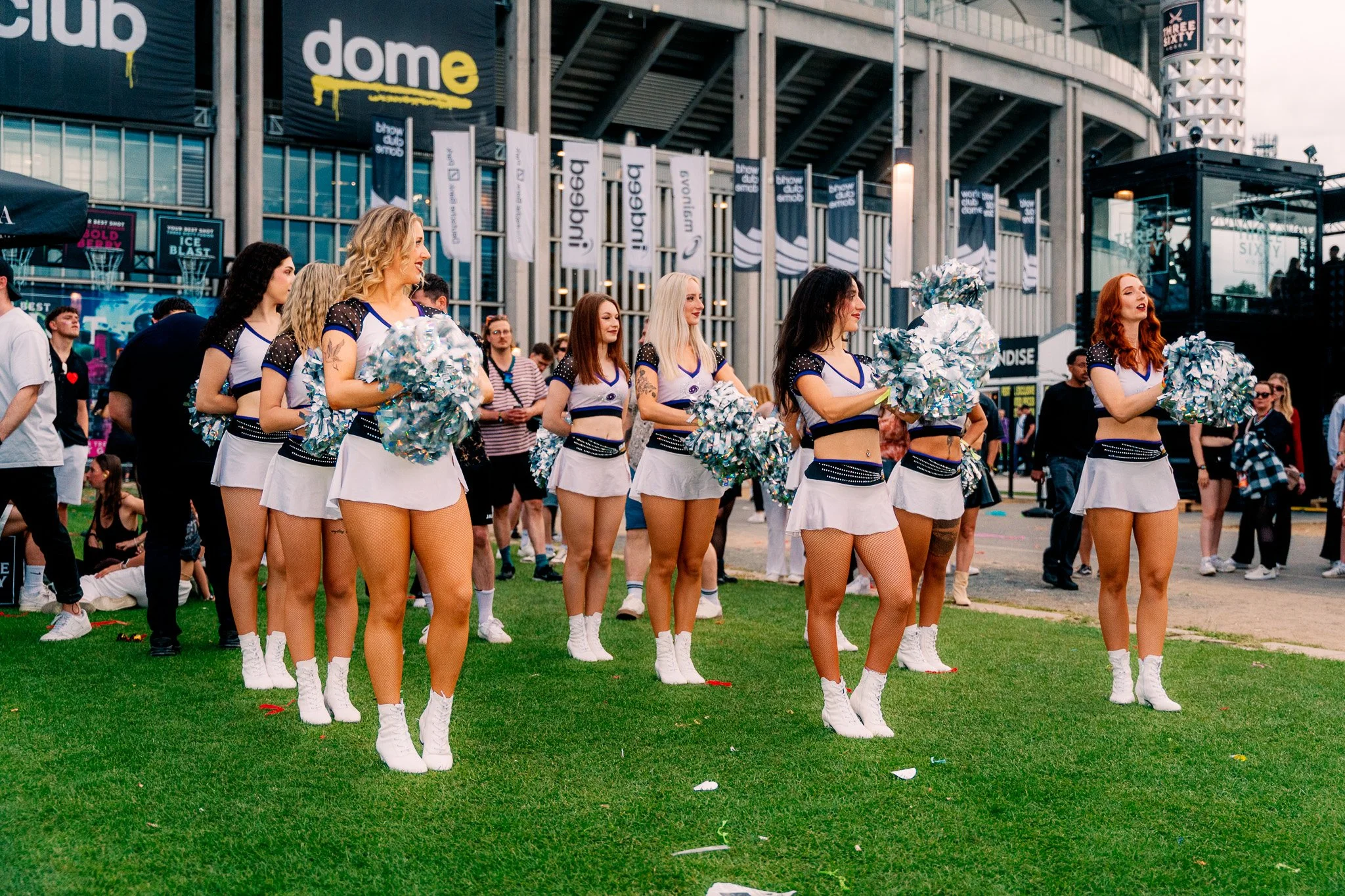 Galaxy_Dancers_WCD_web-05733.jpg