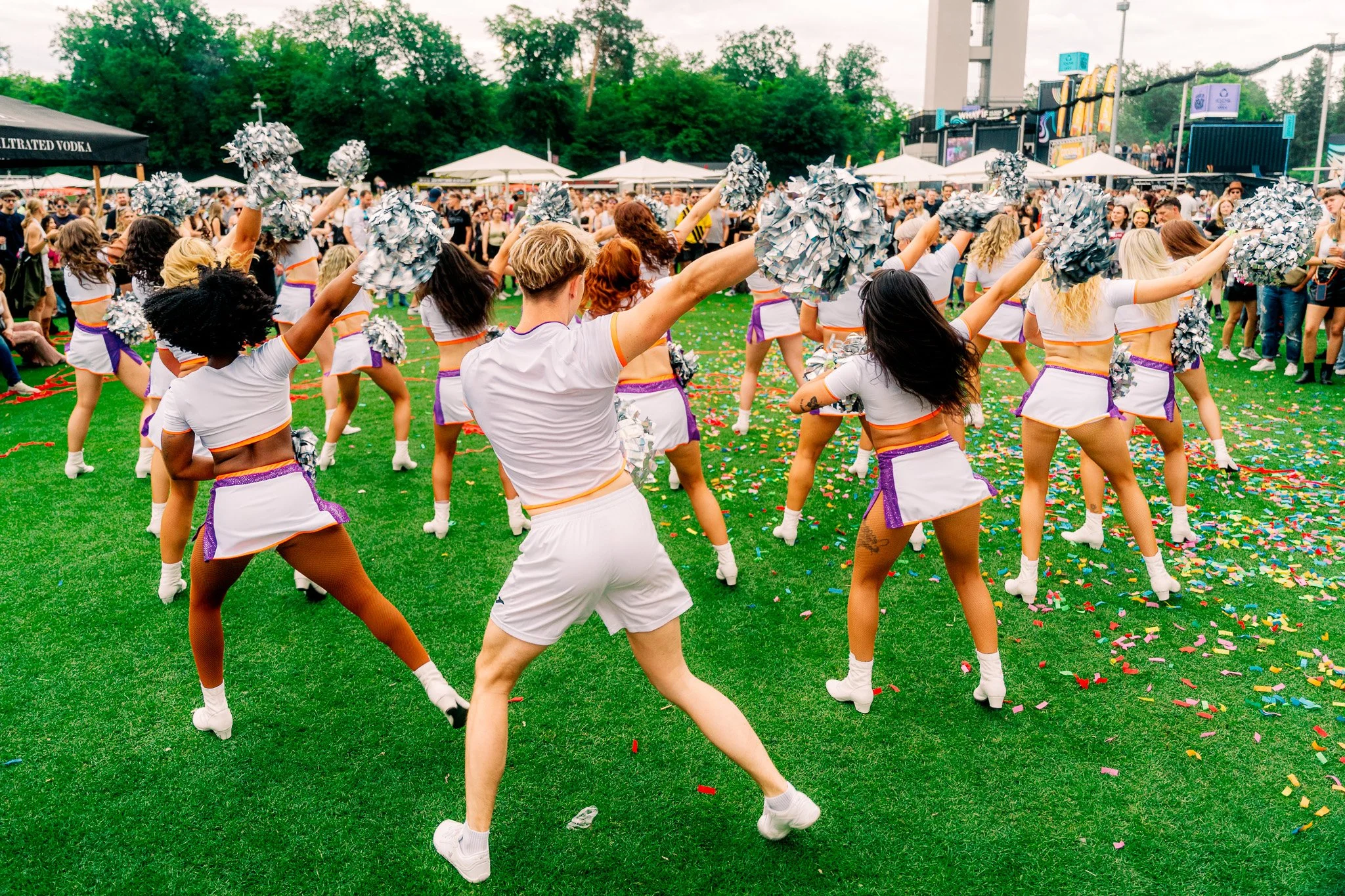 Galaxy_Dancers_WCD_web-05633.jpg