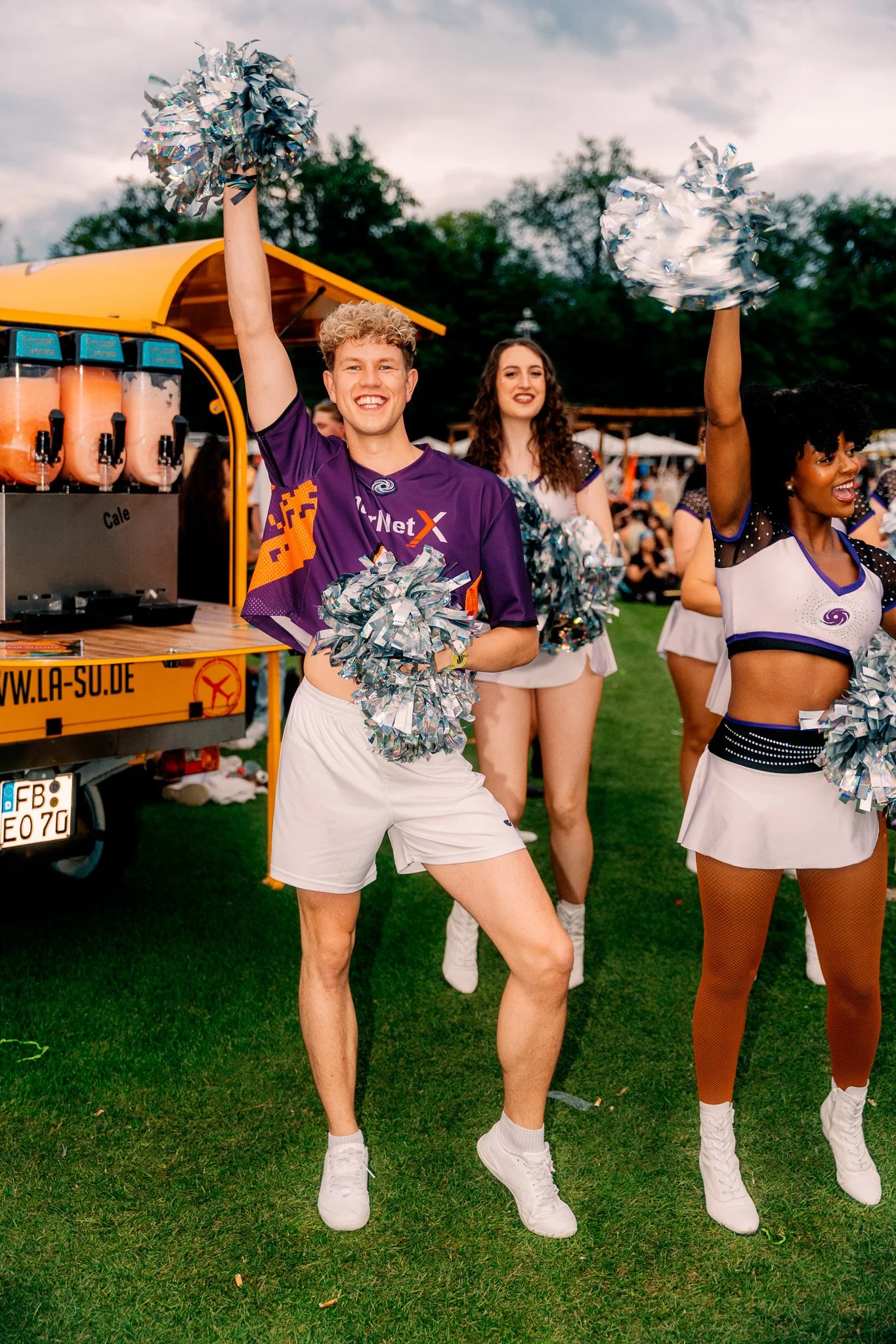 Galaxy_Dancers_WCD_web-05771.jpg