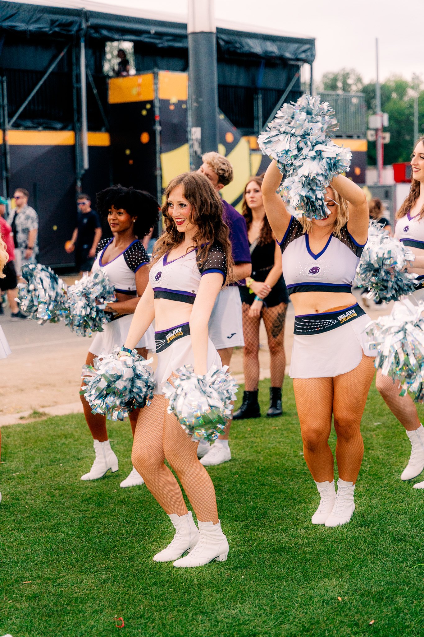 Galaxy_Dancers_WCD_web-05740.jpg