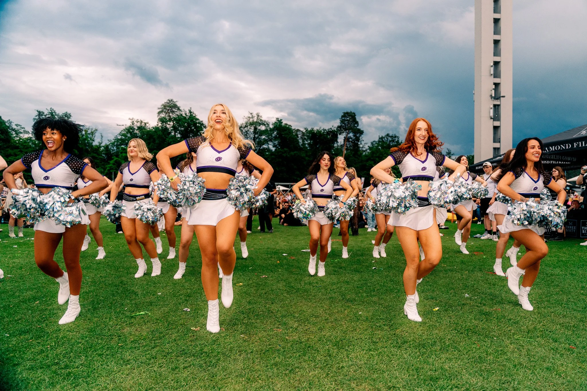 Galaxy_Dancers_WCD_web-05806.jpg