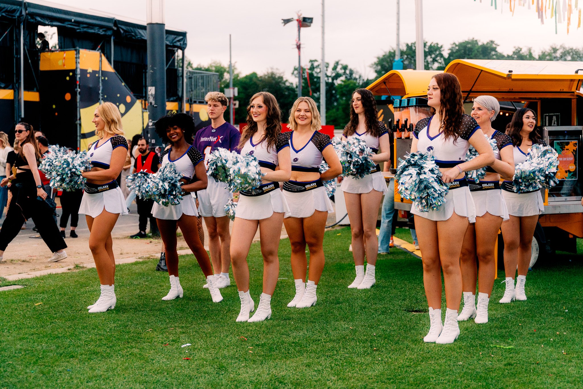 Galaxy_Dancers_WCD_web-05731.jpg