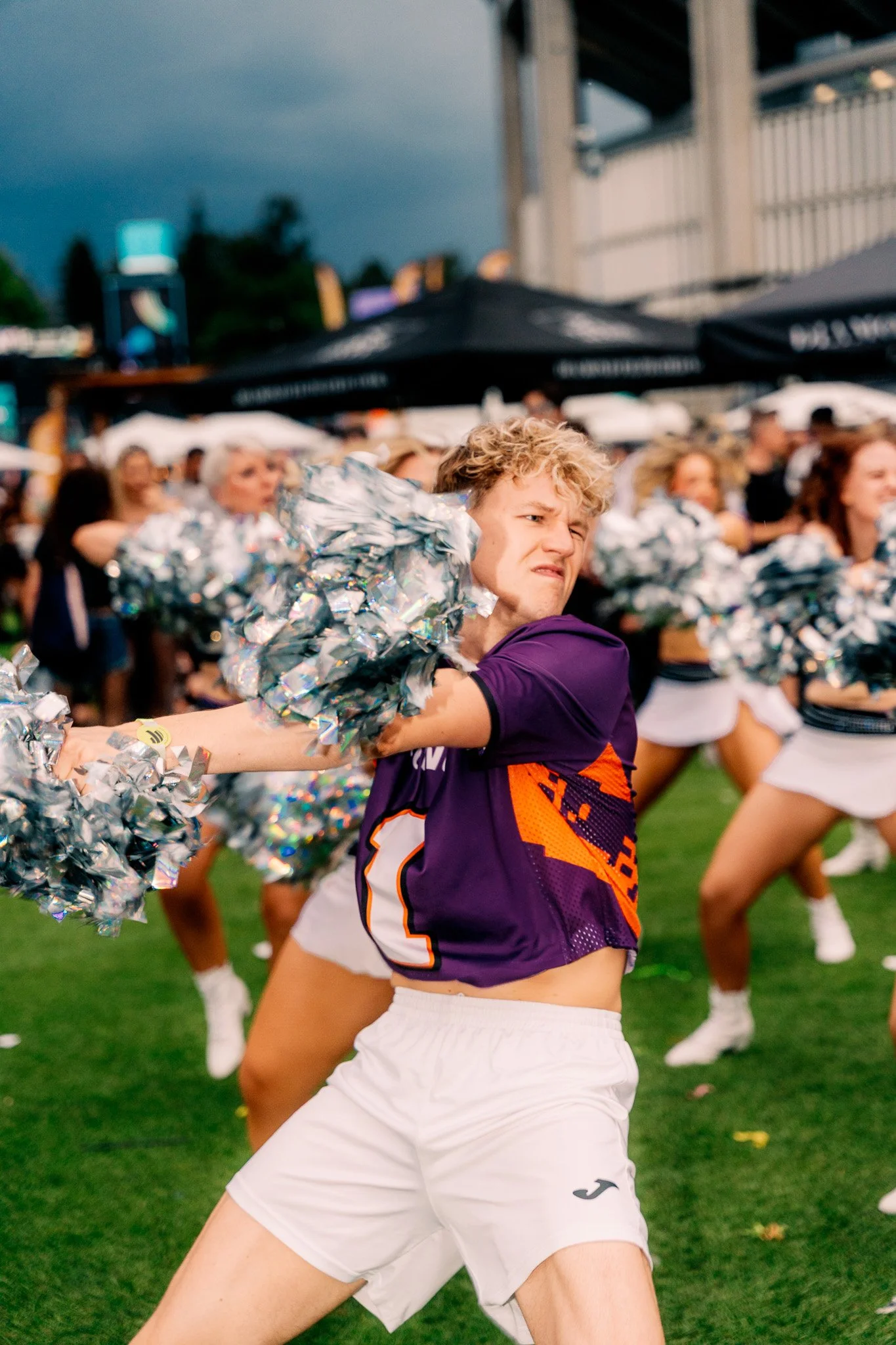 Galaxy_Dancers_WCD_web-05819.jpg