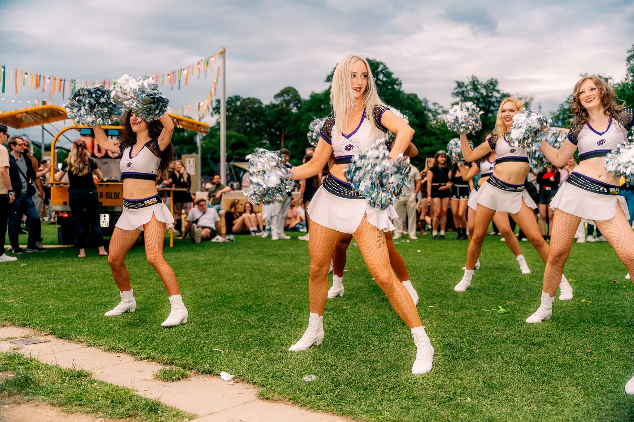 Galaxy_Dancers_WCD_web-05833.jpg