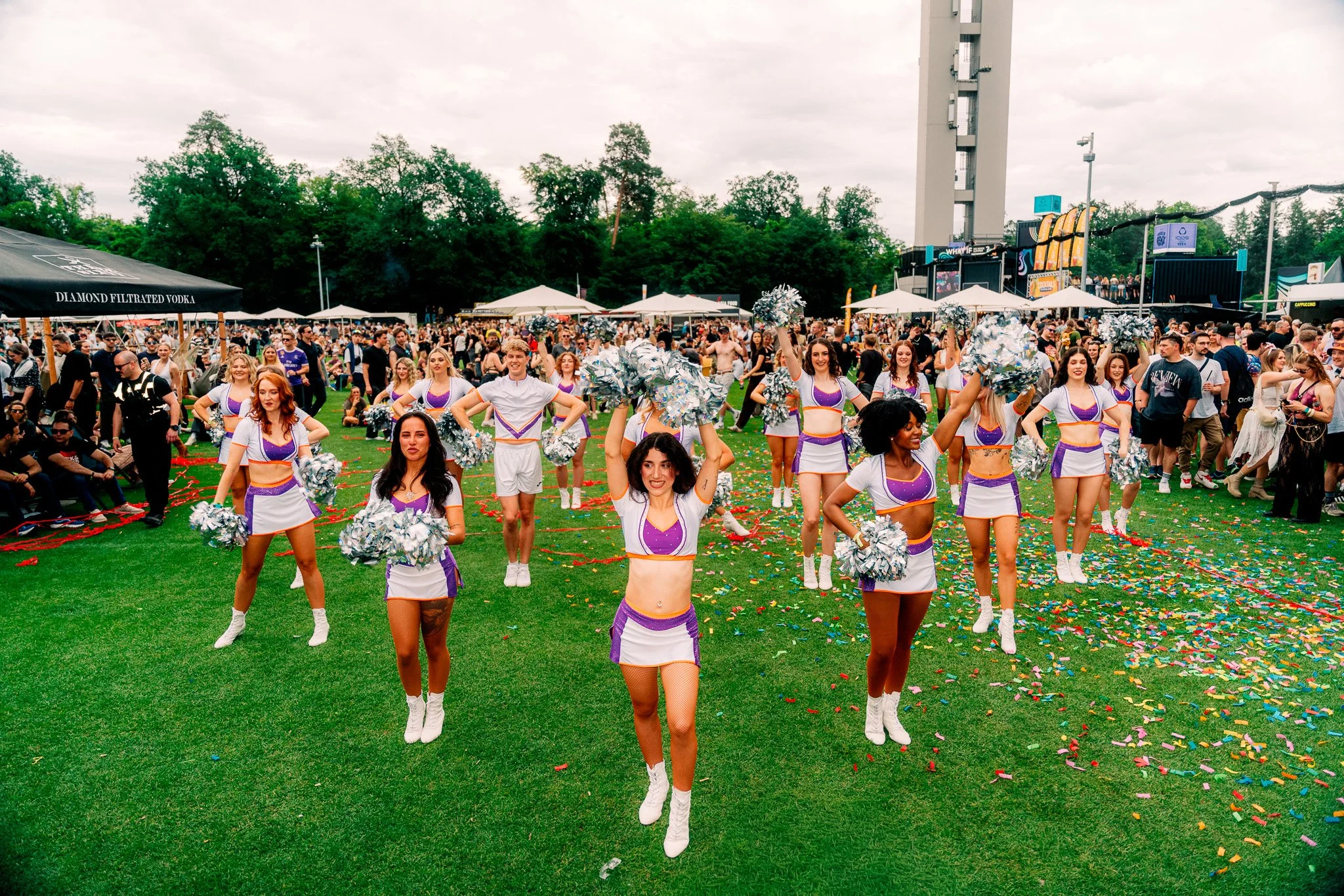 Galaxy_Dancers_WCD_web-05606.jpg