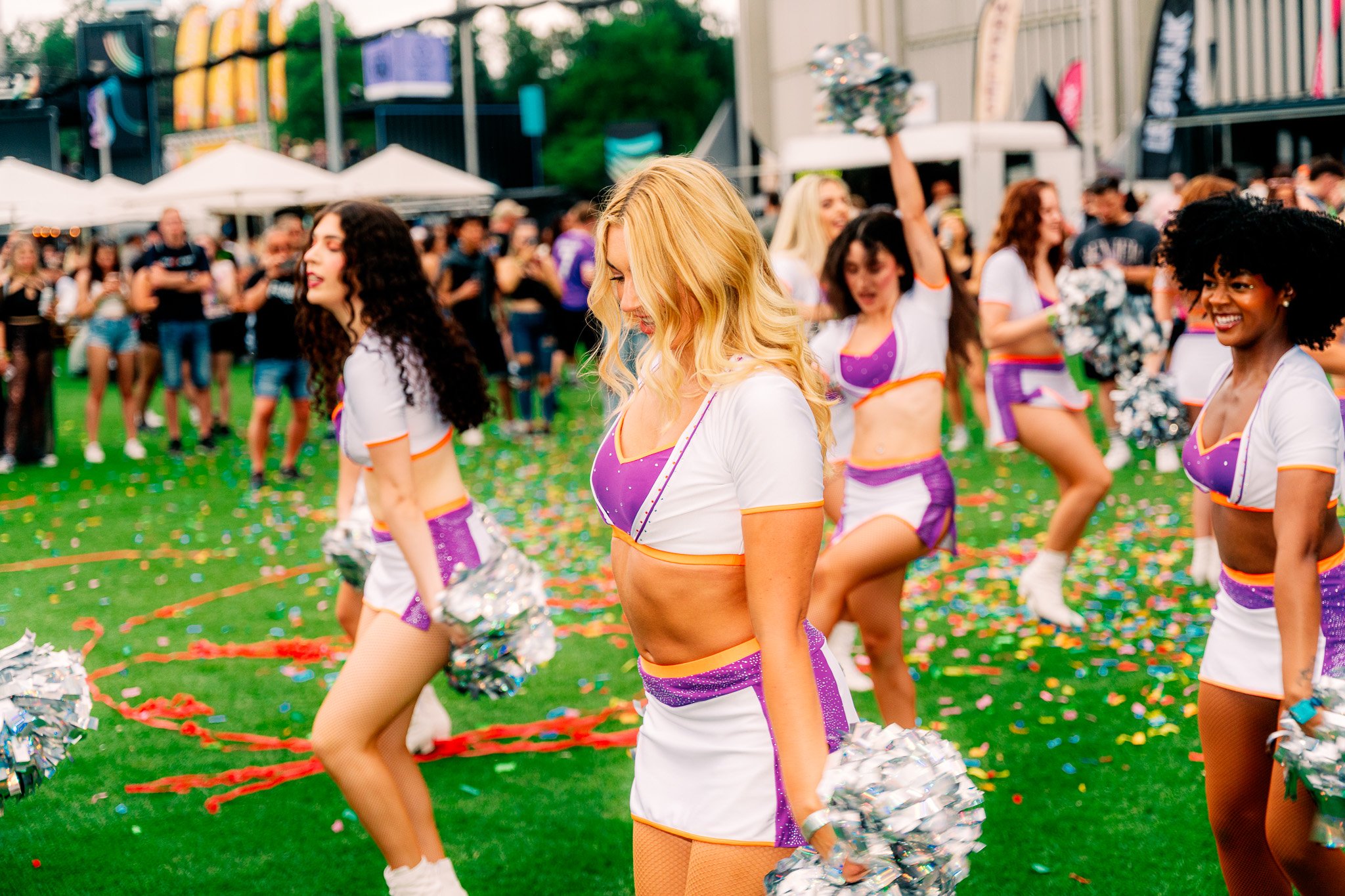 Galaxy_Dancers_WCD_web-05628.jpg